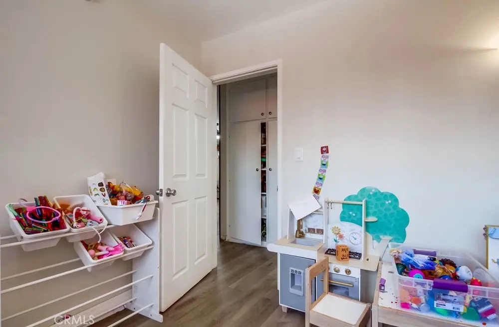 San Ysidro, California, 92173, United States, 3 Bedrooms Bedrooms, ,2 BathroomsBathrooms,Residential,For Sale,1982228