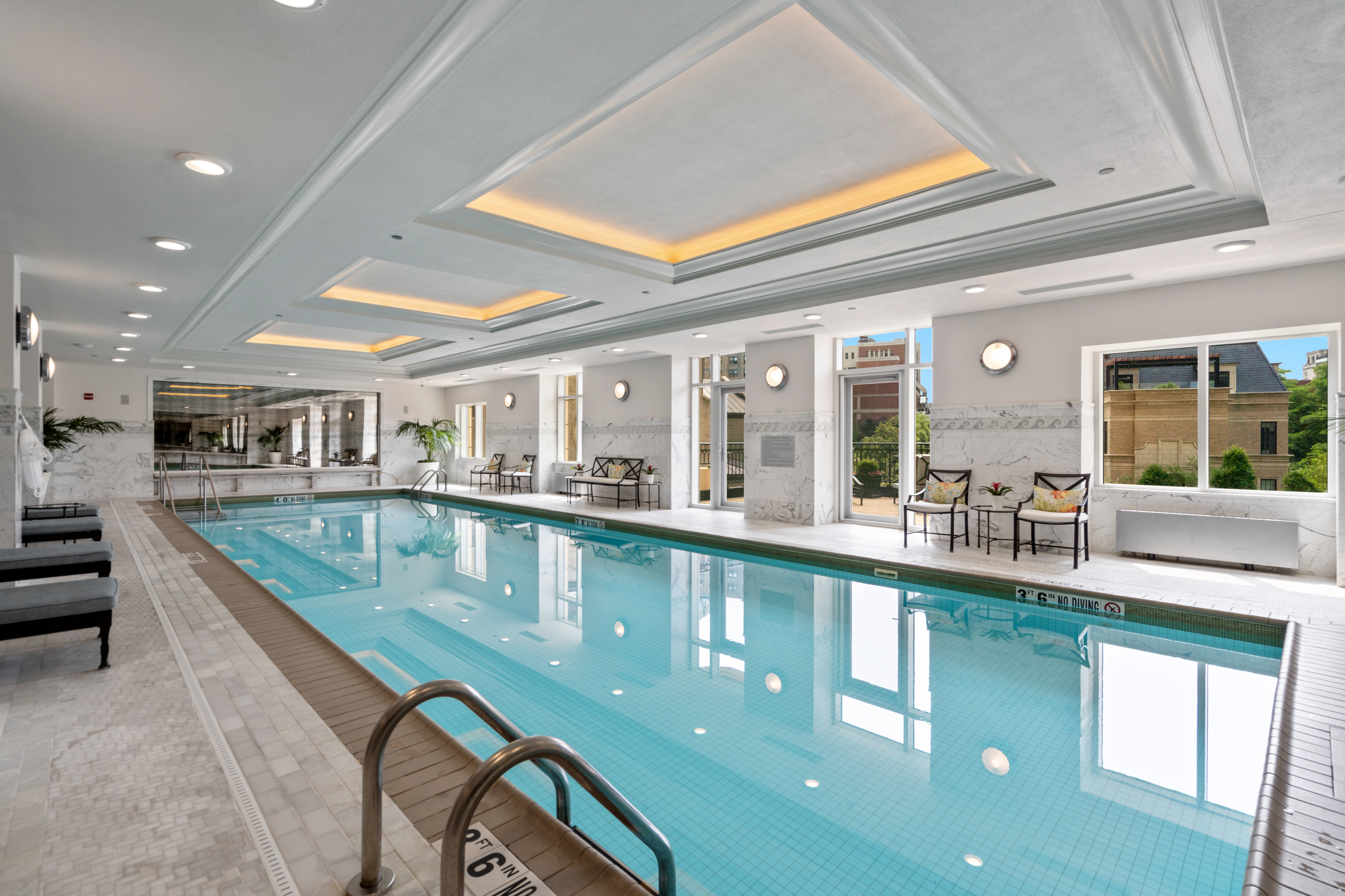  A Rare Opportunity to Own a 5,245-Square-Foot Single-Family Home - 物件實景