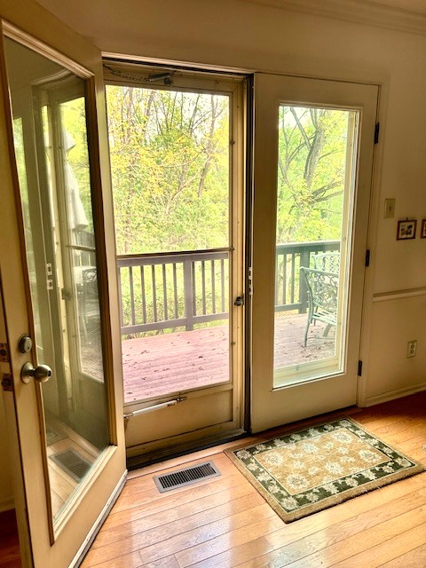 Chesterbrook, Pennsylvania, 19087, United States, 2 Bedrooms Bedrooms, ,3 BathroomsBathrooms,Residential,For Sale,1978885