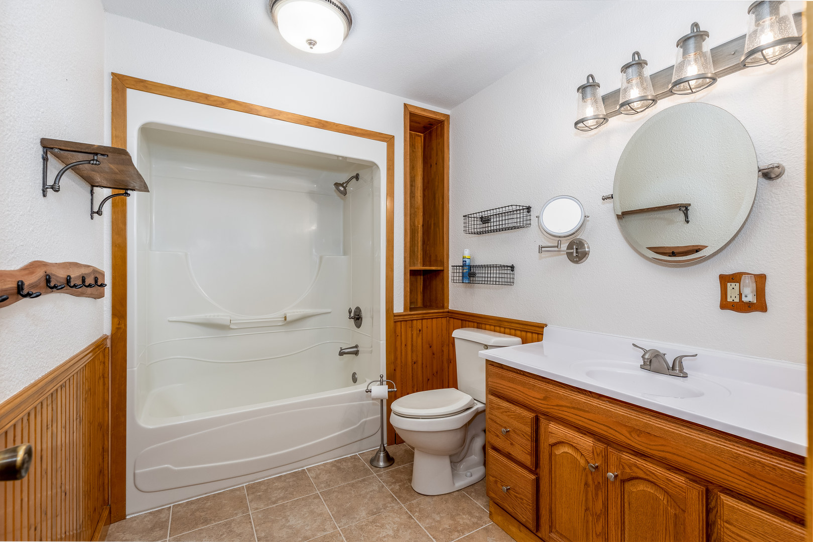 Ottawa, Illinois, 61350, United States, 3 Bedrooms Bedrooms, ,3 BathroomsBathrooms,Residential,For Sale,1957574