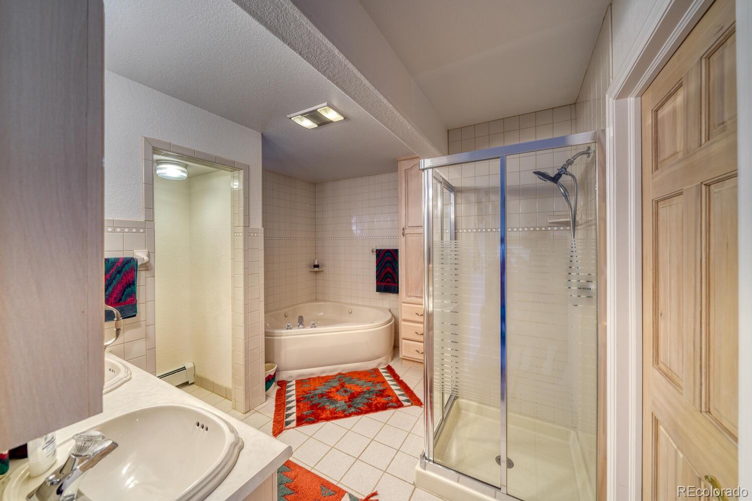 Twin Lakes, Colorado, 81251, United States, 2 Bedrooms Bedrooms, ,3 BathroomsBathrooms,Residential,For Sale,1989708