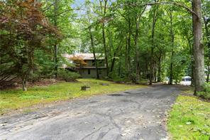 East Greenwich, Rhode Island, 02818, United States, 3 Bedrooms Bedrooms, ,3 BathroomsBathrooms,Residential,For Sale,1920321