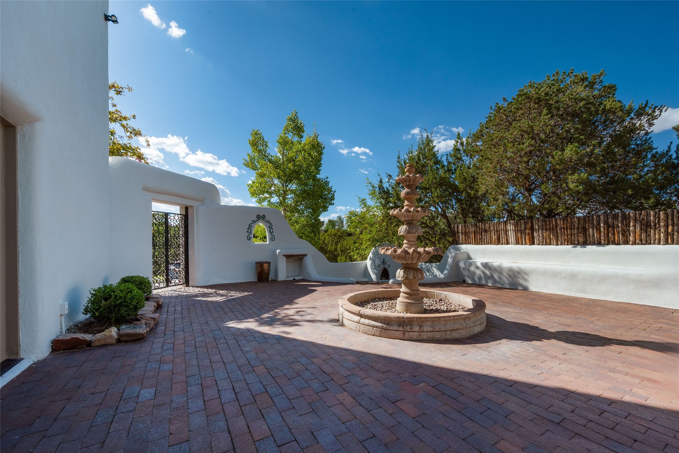  413 Los Arboles Drive - 物件實景