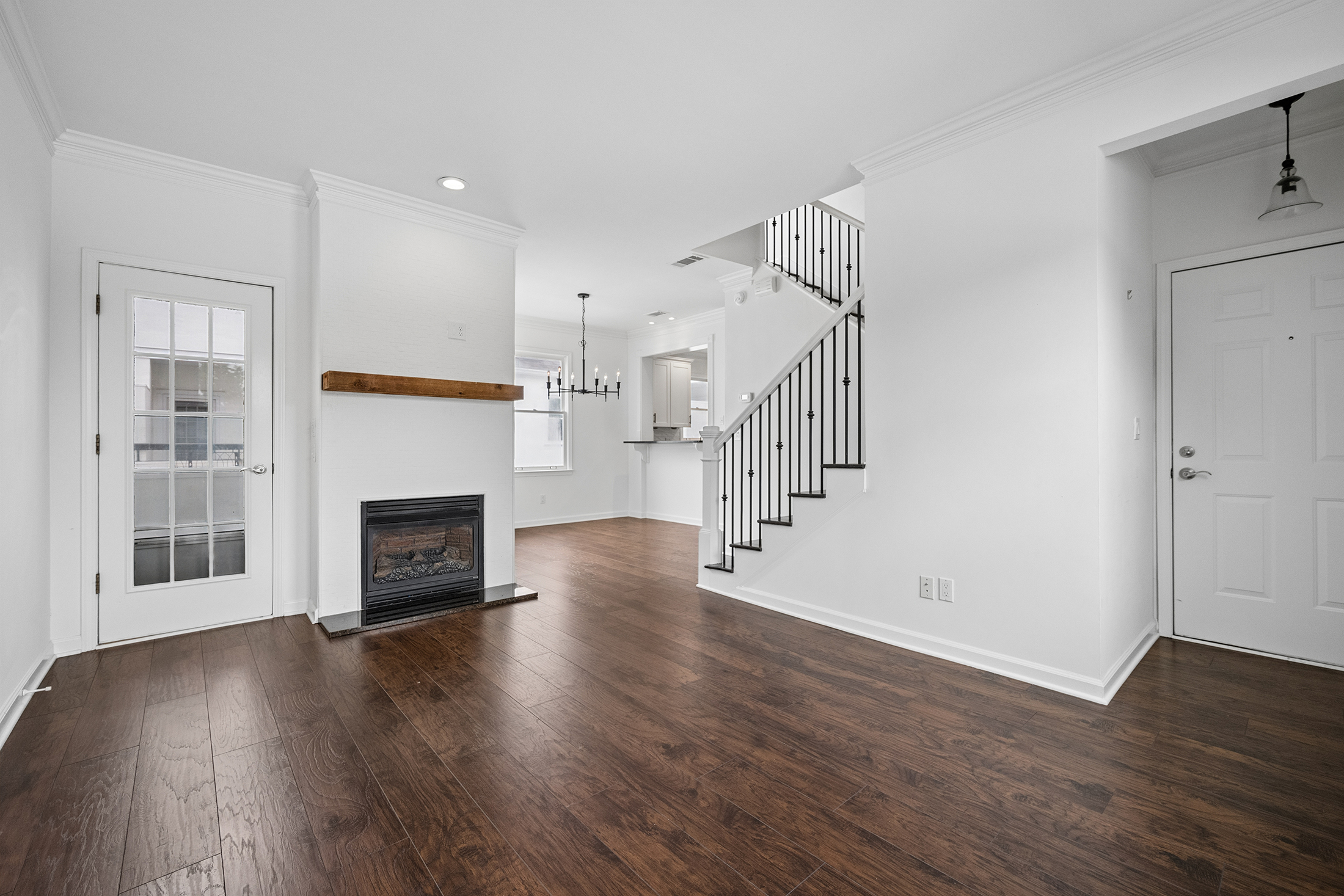 Updated Two-story Condo Tucked inside Intimate Community in Virginia Highland - 物件實景