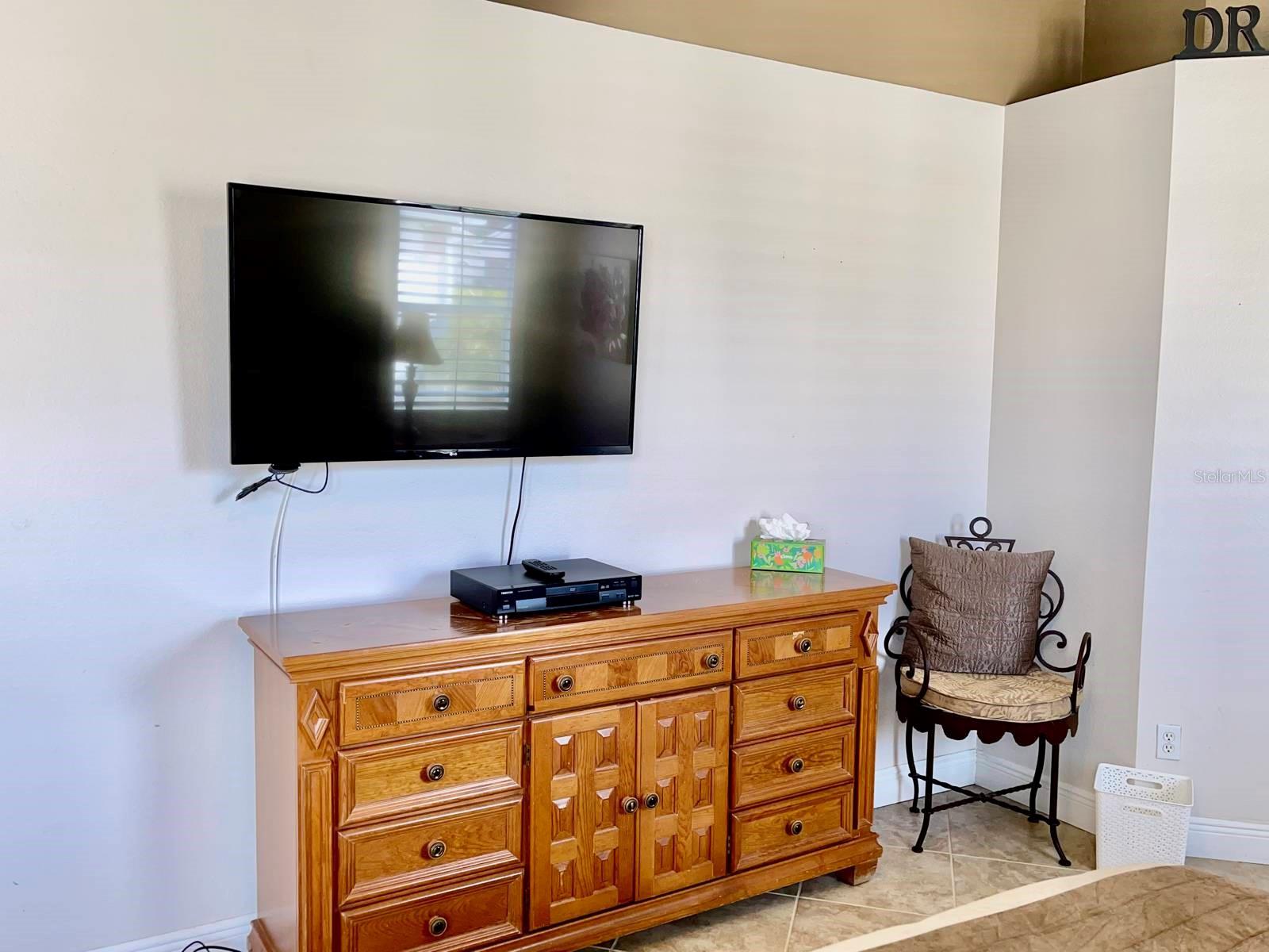 DAVENPORT, Florida, 33897, United States, 4 Bedrooms Bedrooms, ,3 BathroomsBathrooms,Residential,For Sale,1878498