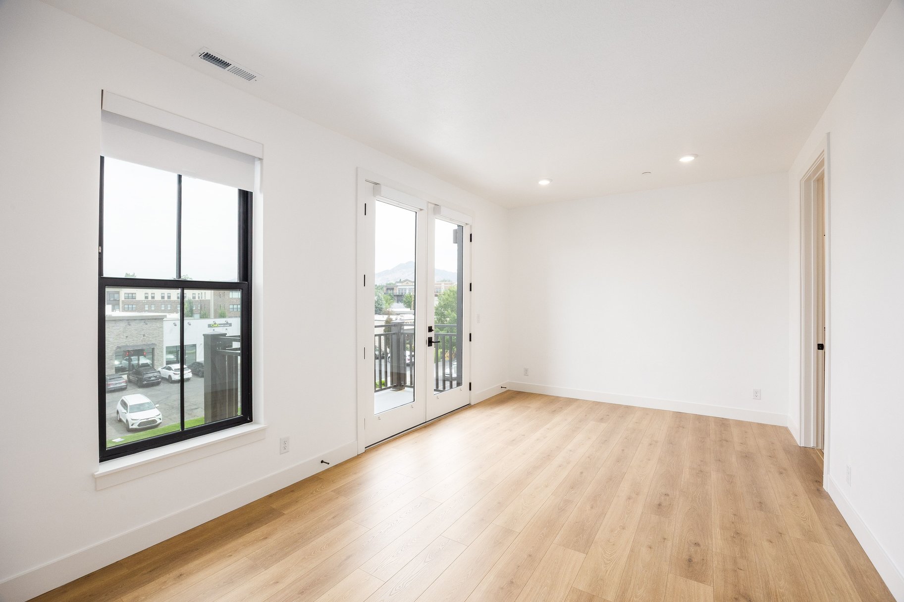  Newly Released Penthouse-Style Living in The Heart of Holladay Village - 物件實景