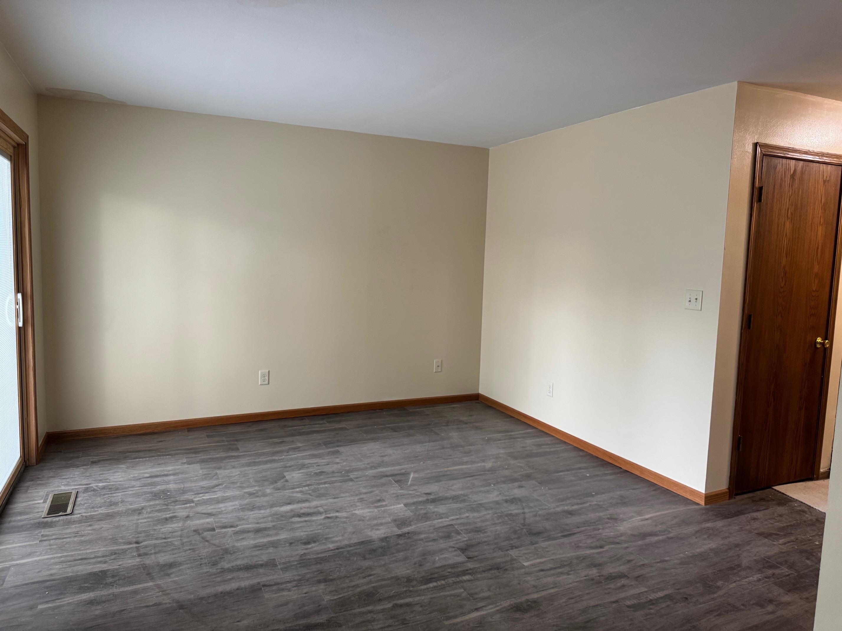 Janesville, Wisconsin, 53546, United States, 6 Bedrooms Bedrooms, ,5 BathroomsBathrooms,Residential,For Sale,1900550