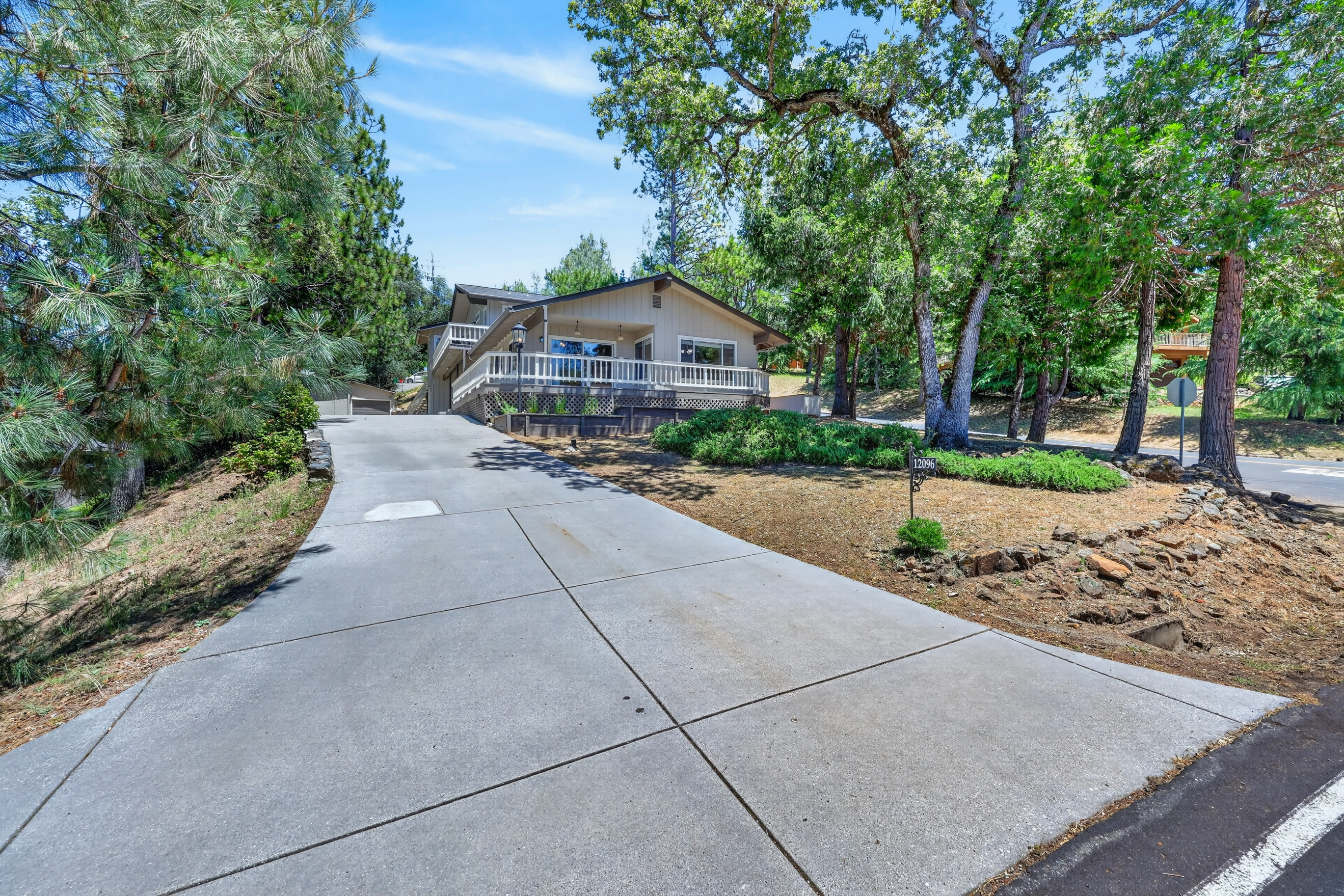  12096 Poplar Road, Auburn, CA 95602 - 物件實景