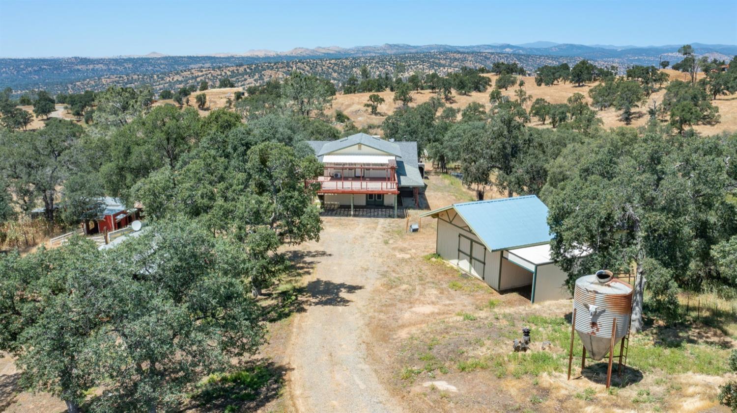 Raymond, California, 93653, United States, 3 Bedrooms Bedrooms, ,3 BathroomsBathrooms,Residential,For Sale,2048178