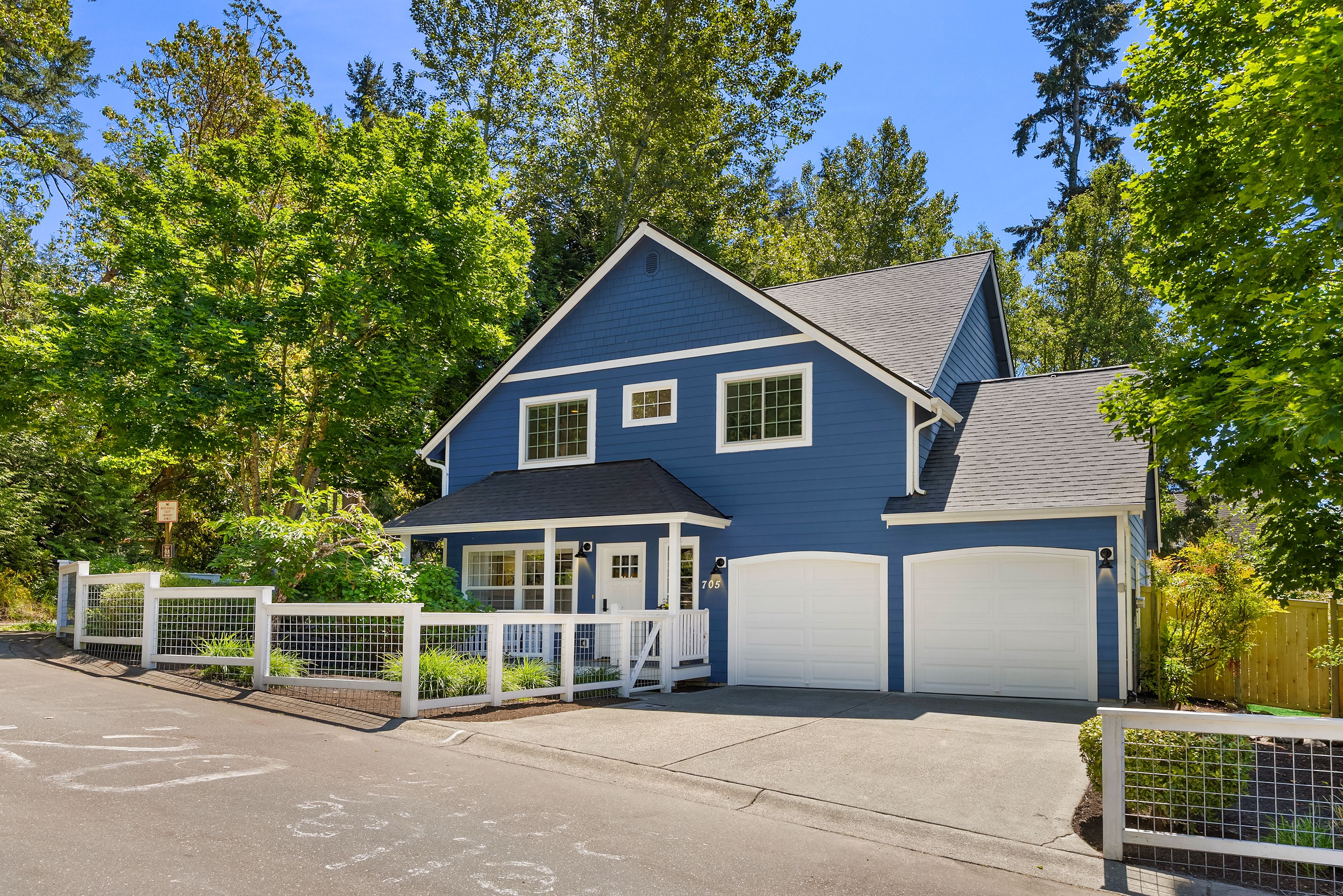 705 Moji Lane NW, Bainbridge Island, WA 98110 - 物件實景