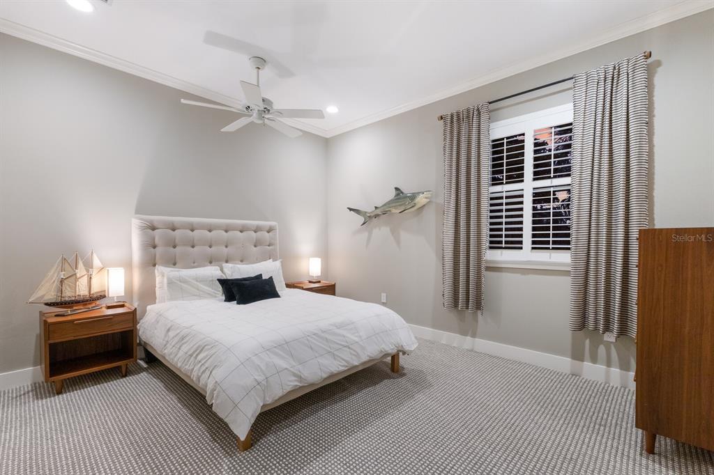 Longboat Key, Florida, 34228, United States, 5 Bedrooms Bedrooms, ,4 BathroomsBathrooms,Residential,For Sale,1785002