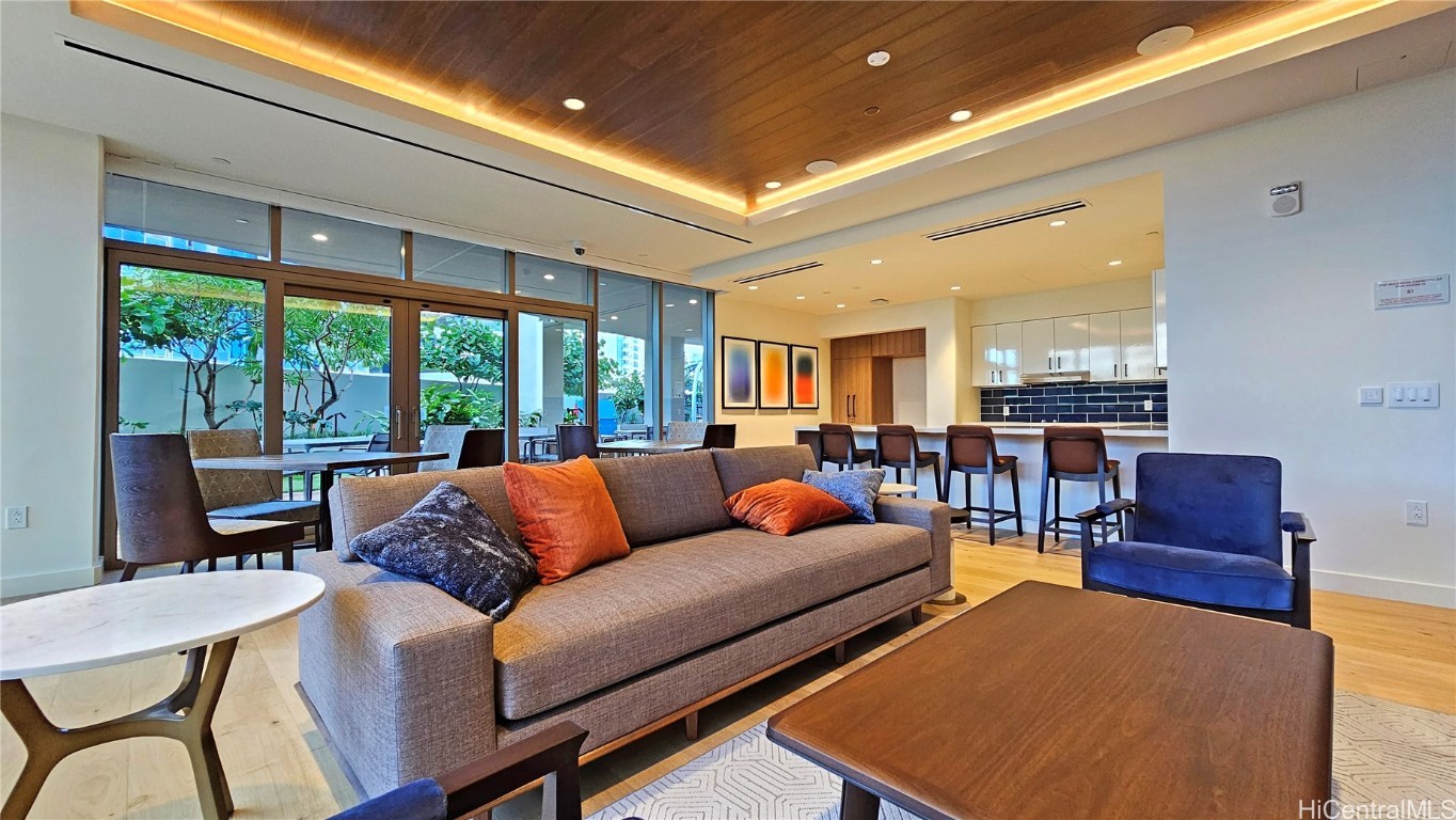 Honolulu, Hawaii, 96814, United States, 2 Bedrooms Bedrooms, ,2 BathroomsBathrooms,Residential,For Sale,1699927