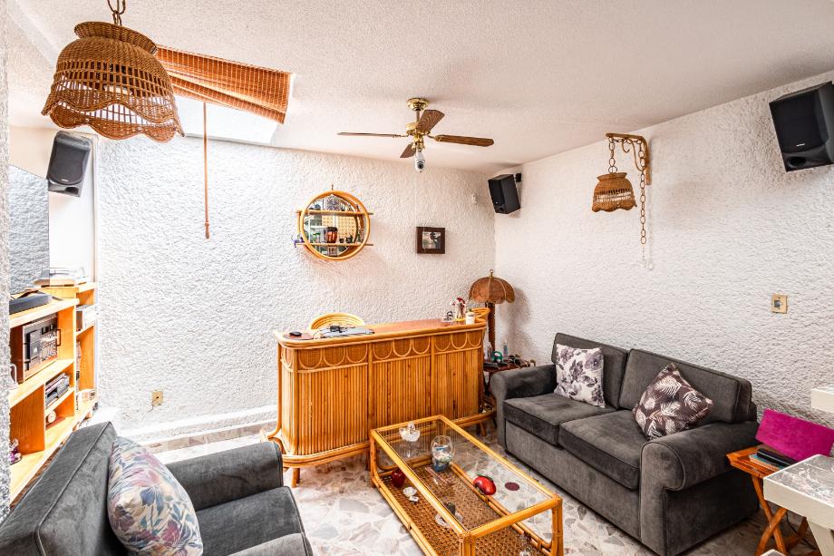 Benito Juárez, Ciudad de México, 03230, Mexico, 3 Bedrooms Bedrooms, ,1 BathroomBathrooms,Residential,For Sale,1818216