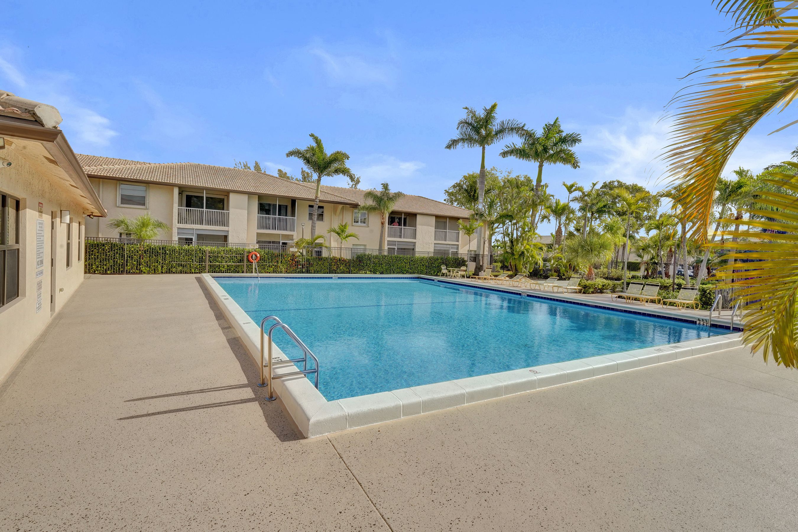  5531 Lakeside Drive, Margate, FL, 33063 - 物件實景