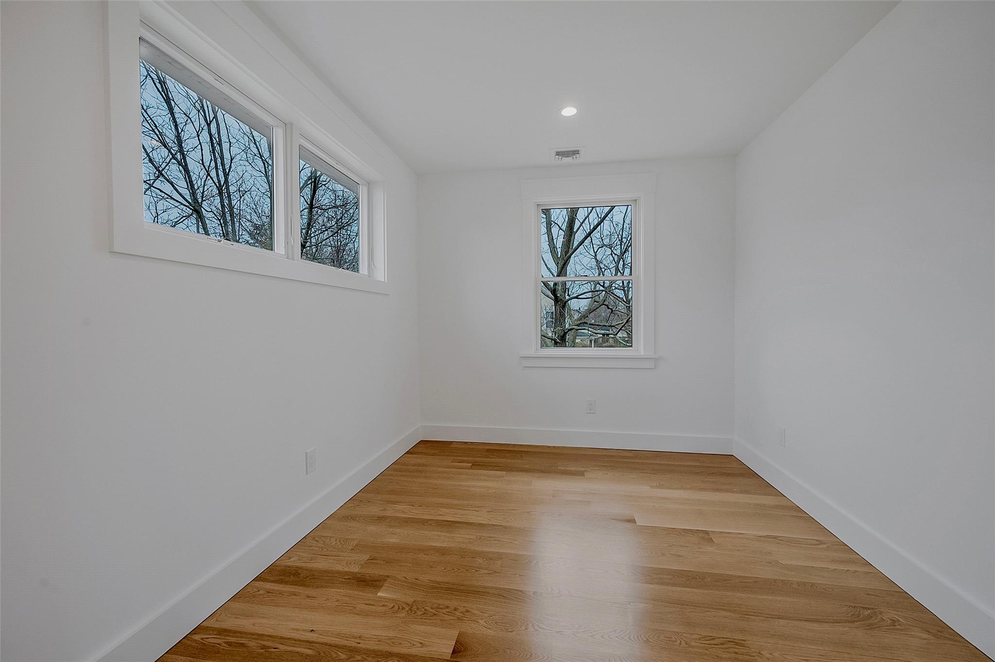 Greenport, New York, 11944, United States, 3 Bedrooms Bedrooms, ,3 BathroomsBathrooms,Residential,For Sale,1823554