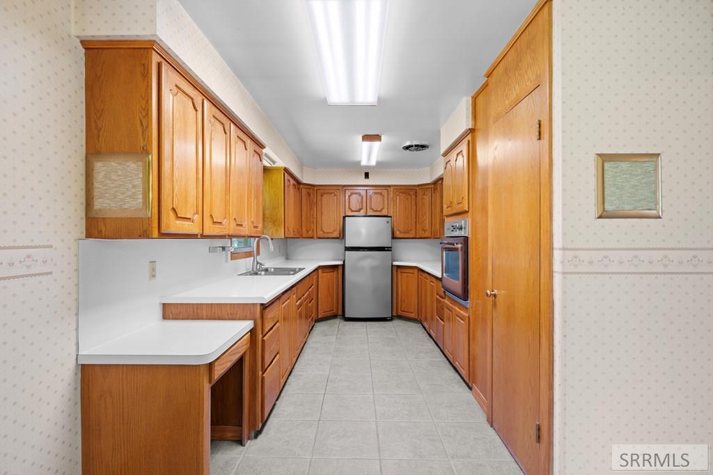 SHELLEY, Idaho, 83274, United States, 4 Bedrooms Bedrooms, ,3 BathroomsBathrooms,Residential,For Sale,1976532