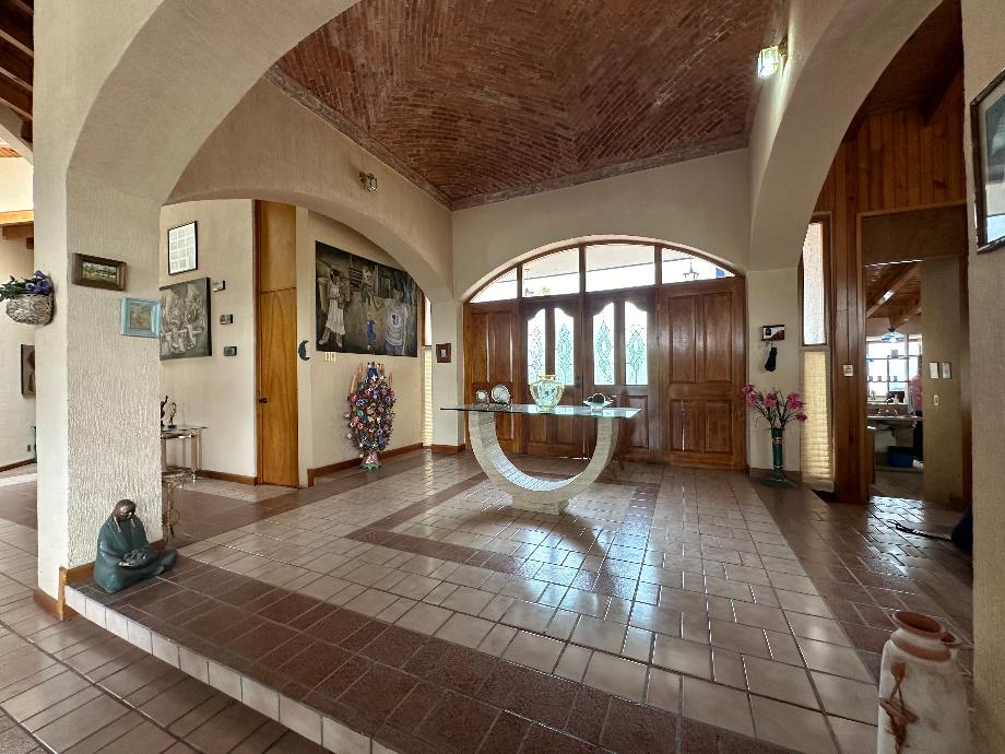 Hacienda La Labor, Apaseo el Grande, Guanajuato, 38183, Mexico, 4 Bedrooms Bedrooms, ,4 BathroomsBathrooms,Residential,For Sale,Hacienda La Labor,1659289