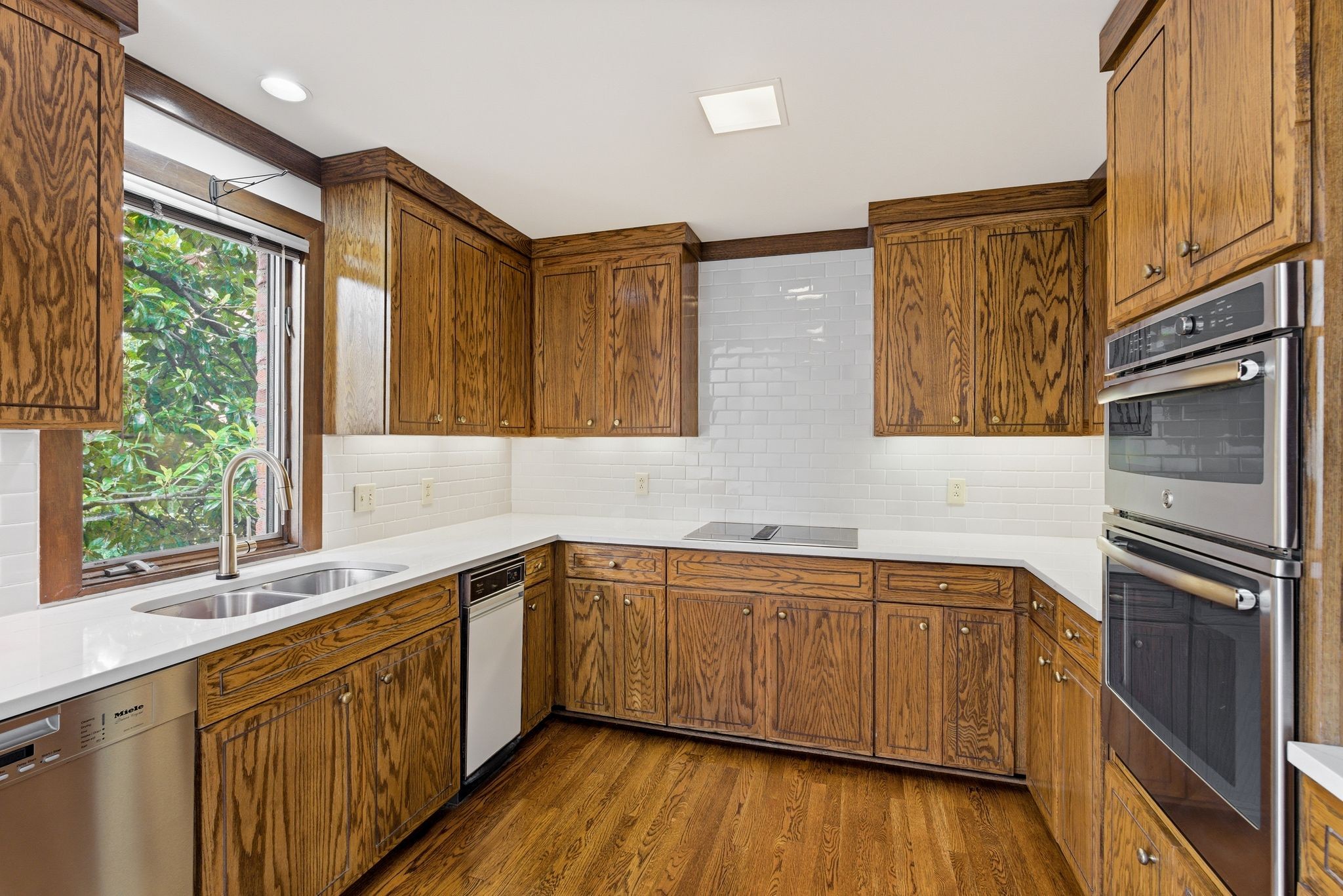  133 Hampton Pl, Nashville, TN, 37215 - 物件實景