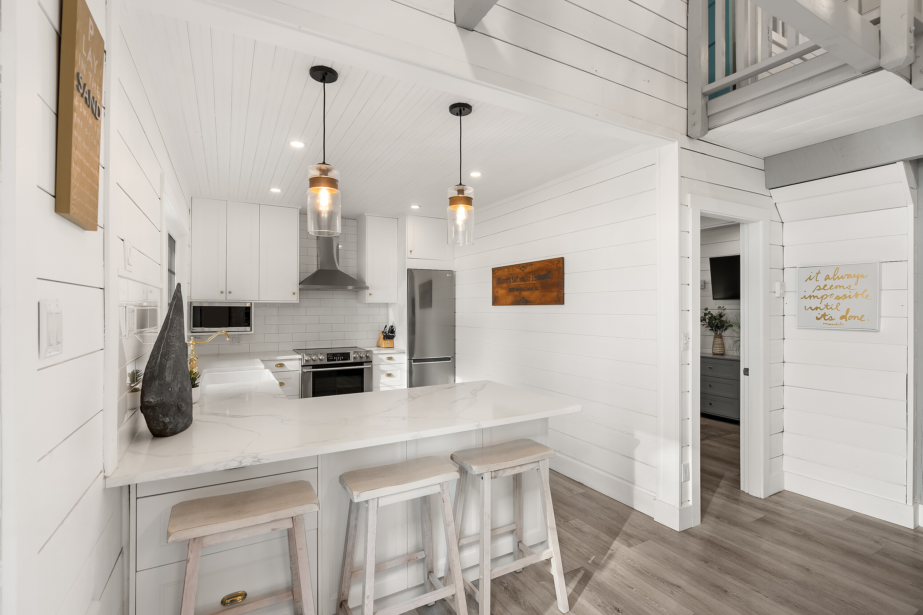  Inlet Waterfront Retreat - 物件實景