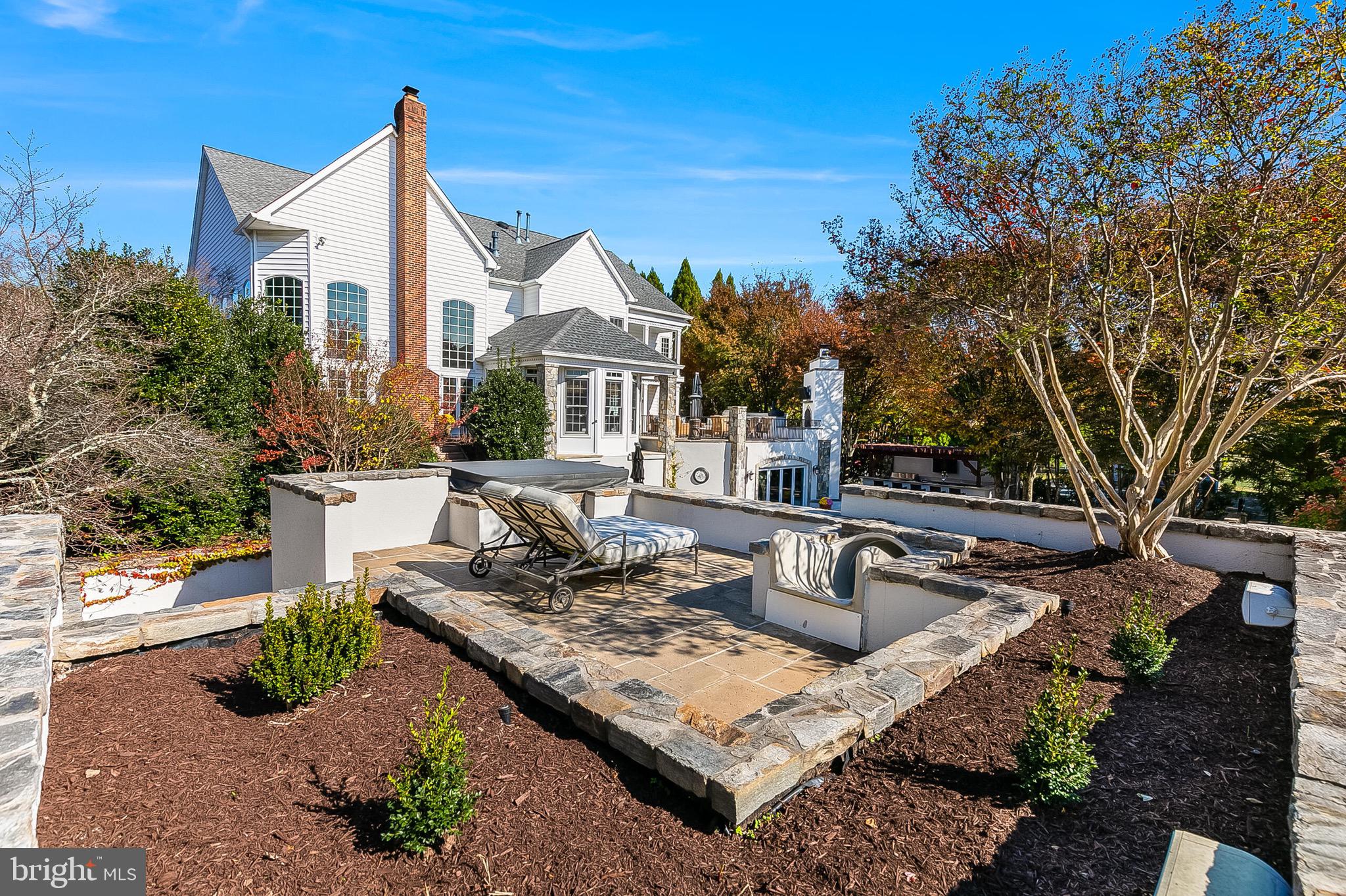 Aldie, Virginia, 20105, United States, 5 Bedrooms Bedrooms, ,7 BathroomsBathrooms,Residential,For Sale,1980828