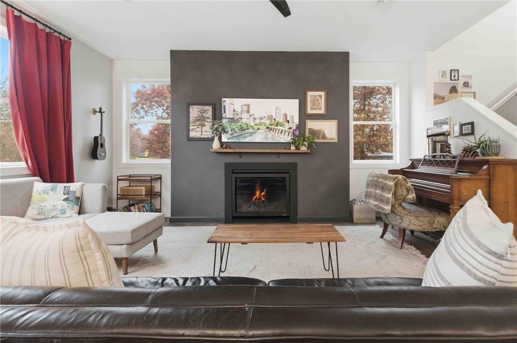 Brainerd, Minnesota, 56401, United States, 4 Bedrooms Bedrooms, ,2 BathroomsBathrooms,Residential,For Sale,1996764