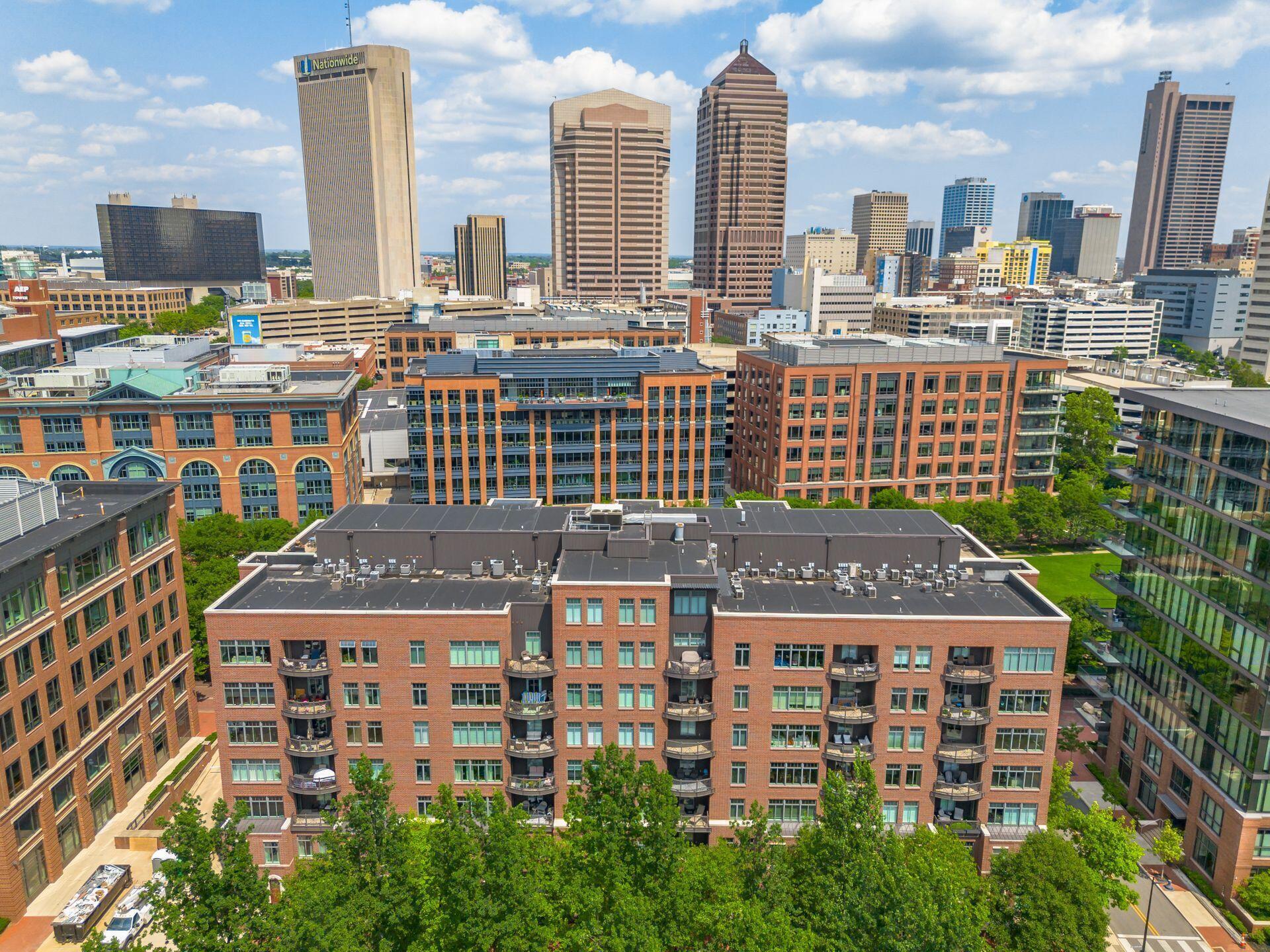 Columbus, Ohio, 43215, United States, 2 Bedrooms Bedrooms, ,3 BathroomsBathrooms,Residential,For Sale,1903521