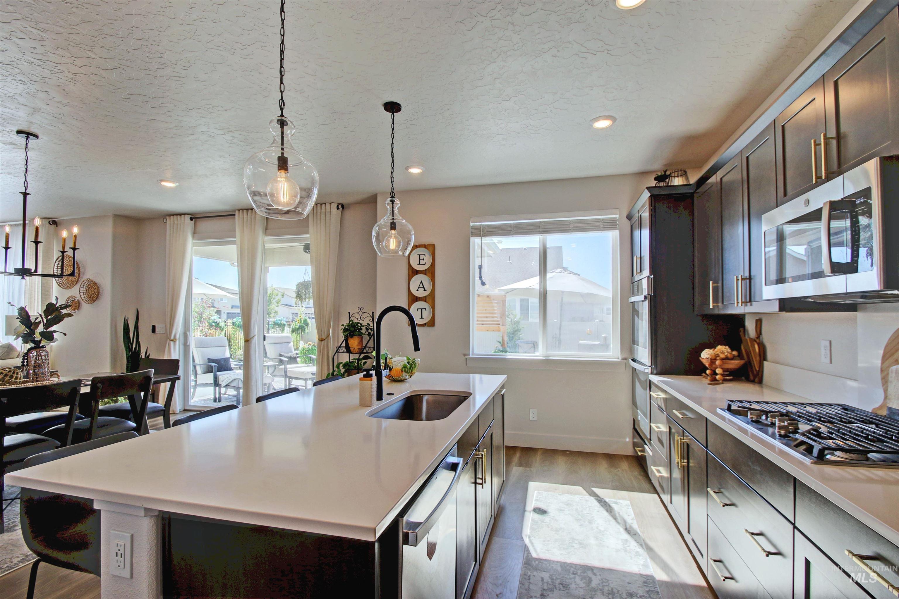 Meridian, Idaho, 83642, United States, 4 Bedrooms Bedrooms, ,Residential,For Sale,1911004