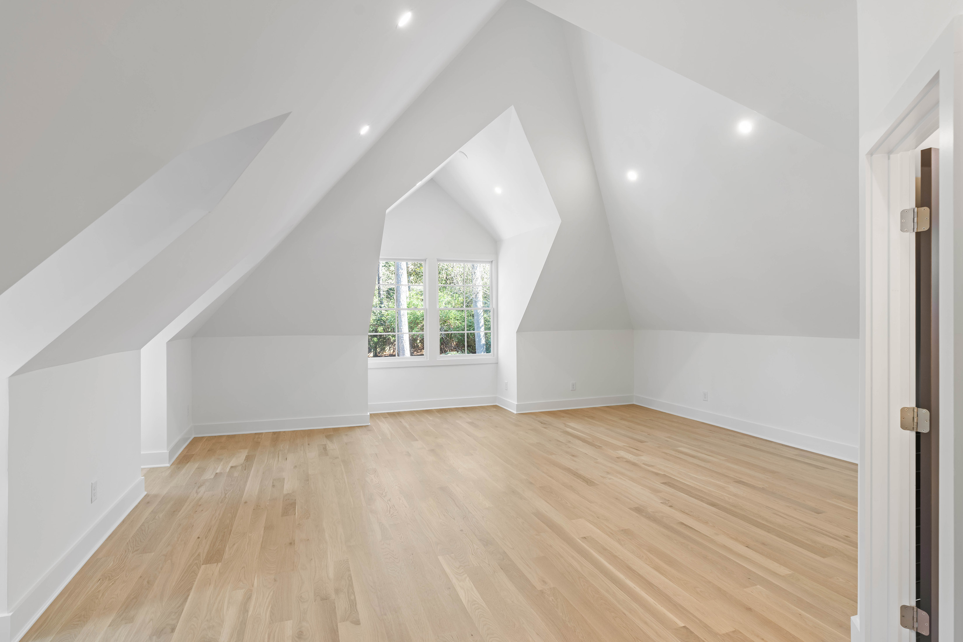  Reimagined Luxury Estate on 3.87 Acres - 物件實景