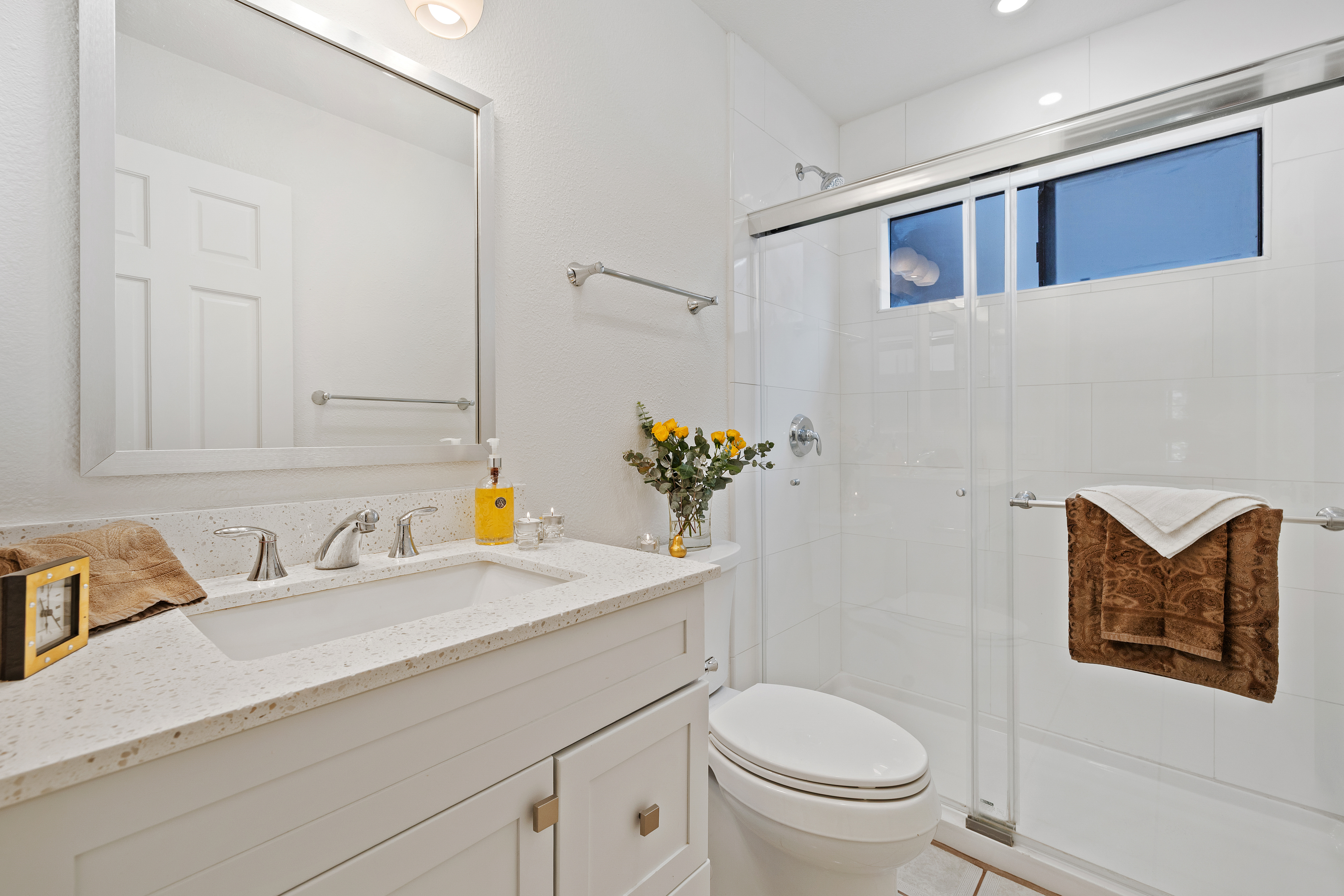  8870 Villa La Jolla Drive, San Diego, CA 92037 - 物件實景