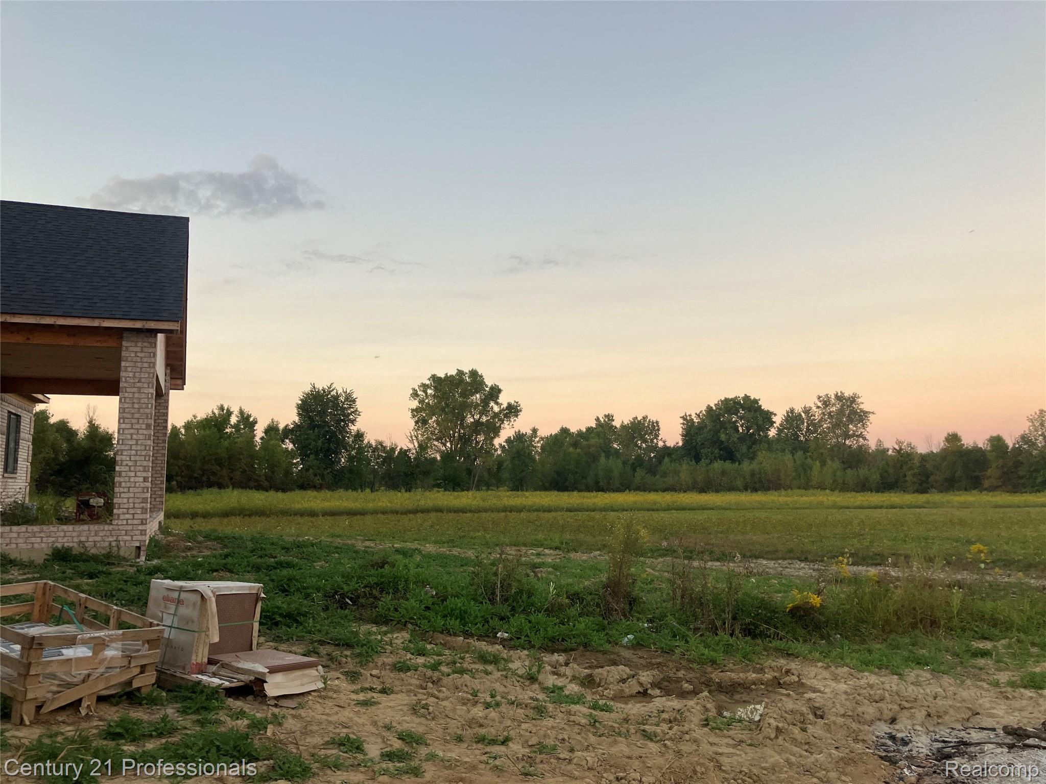 Allenton, Michigan, 48002, United States, 4 Bedrooms Bedrooms, ,3 BathroomsBathrooms,Residential,For Sale,1980291