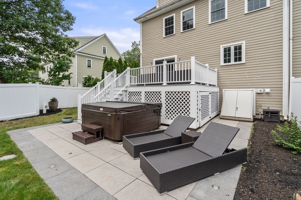 Natick, Massachusetts, 01760, United States, 3 Bedrooms Bedrooms, ,3 BathroomsBathrooms,Residential,For Sale,1941867