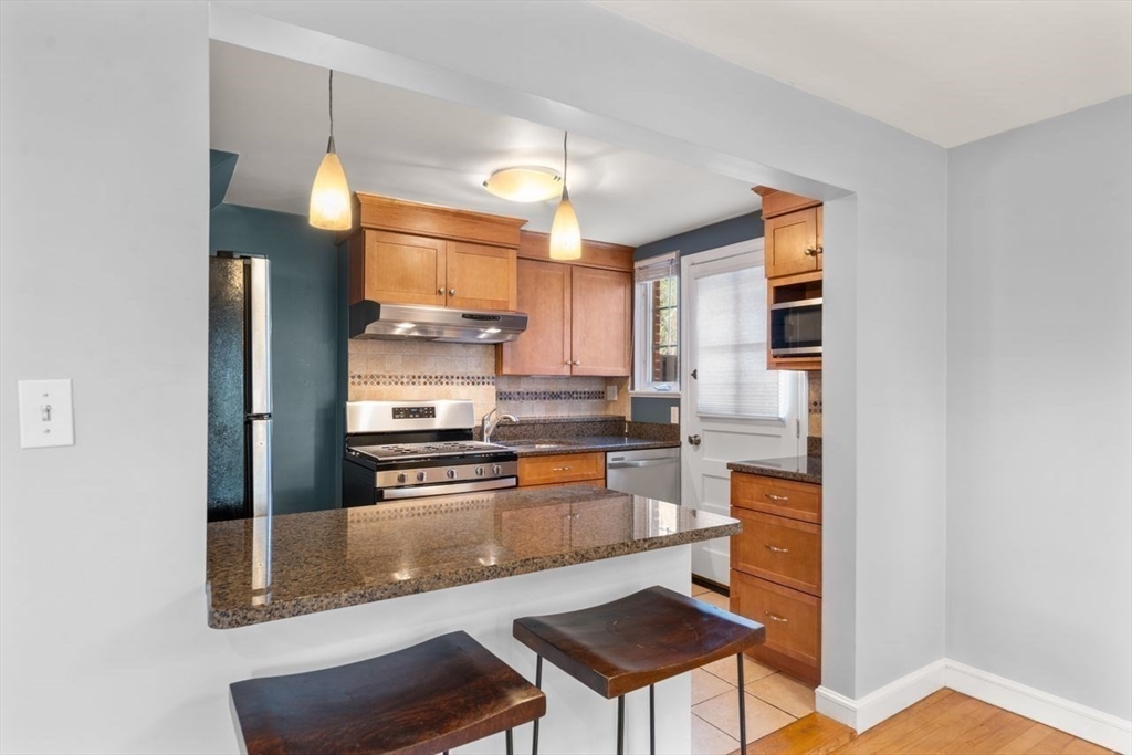 Watertown, Massachusetts, 02472, United States, 2 Bedrooms Bedrooms, ,1 BathroomBathrooms,Residential,For Sale,1947572