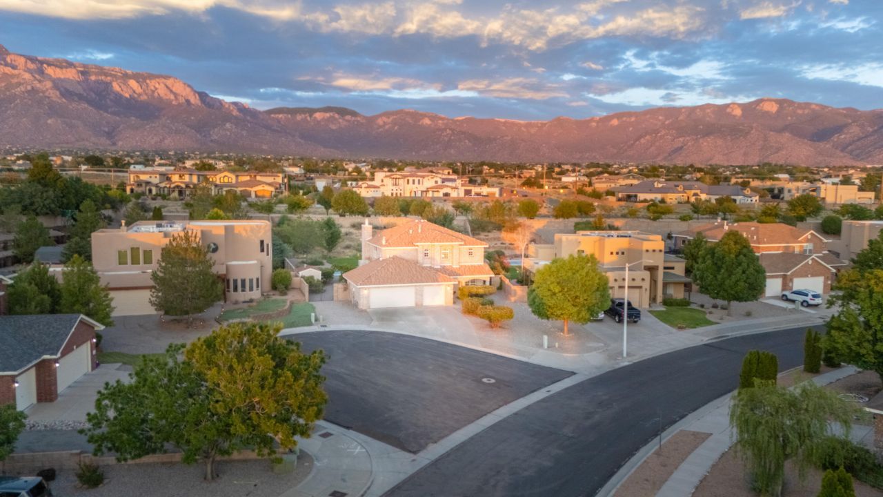 Albuquerque, New Mexico, 87122, United States, 4 Bedrooms Bedrooms, ,3 BathroomsBathrooms,Residential,For Sale,1932671