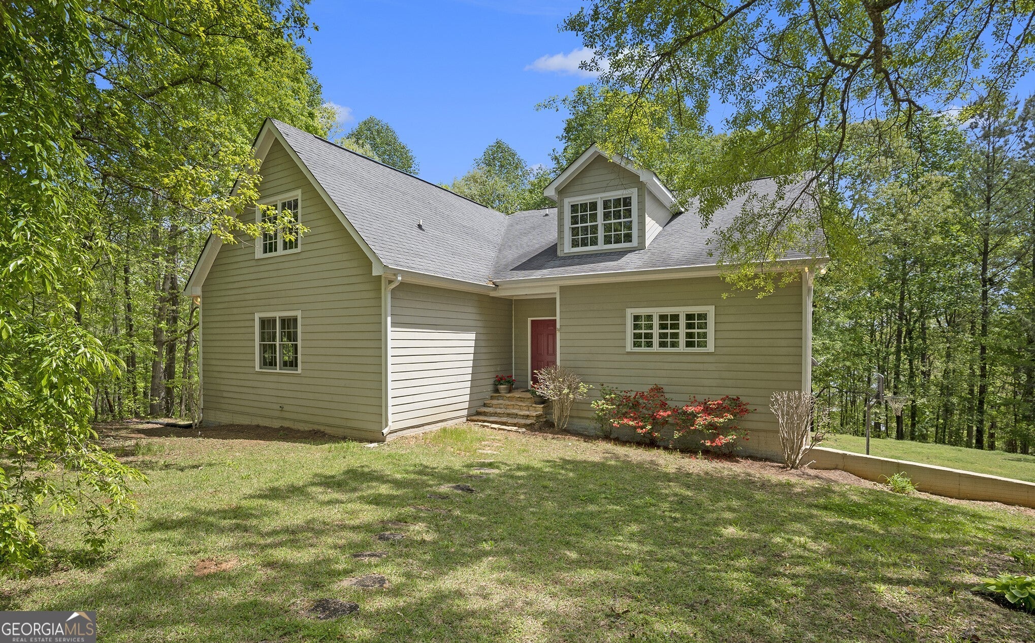 Lagrange, Georgia, 30240, United States, 3 Bedrooms Bedrooms, ,4 BathroomsBathrooms,Residential,For Sale,1952011