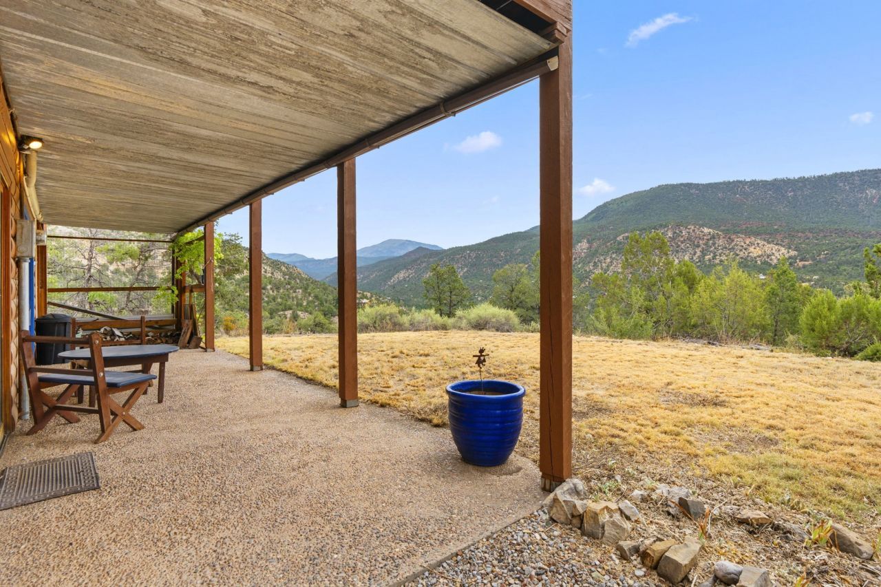 Jemez Springs, New Mexico, 87025, United States, 3 Bedrooms Bedrooms, ,3 BathroomsBathrooms,Residential,For Sale,1912004