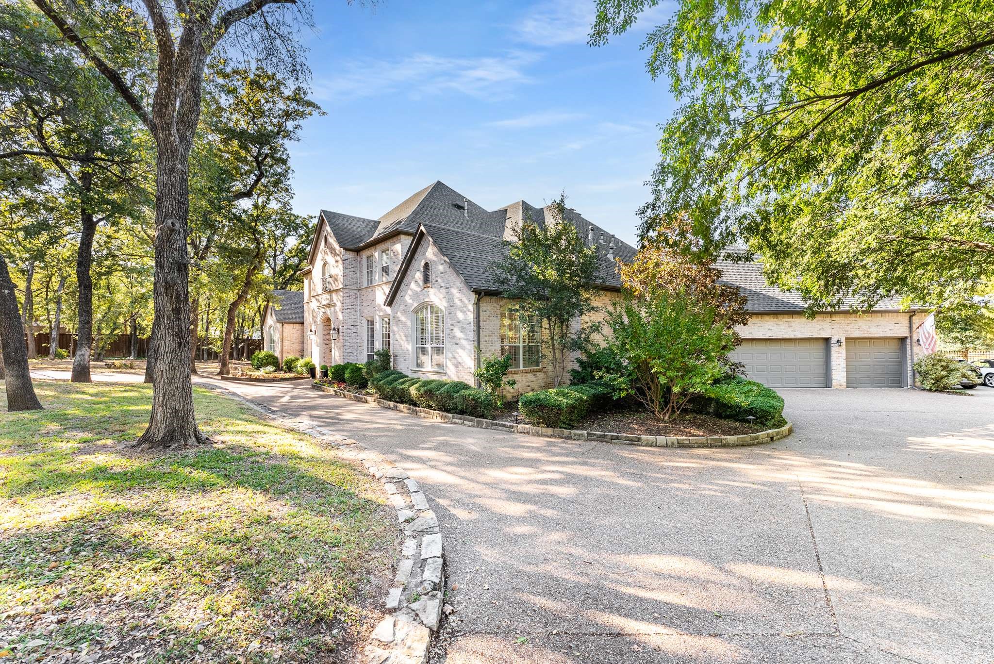 Southlake, Texas, 76092, United States, 5 Bedrooms Bedrooms, ,6 BathroomsBathrooms,Residential,For Sale,1962408
