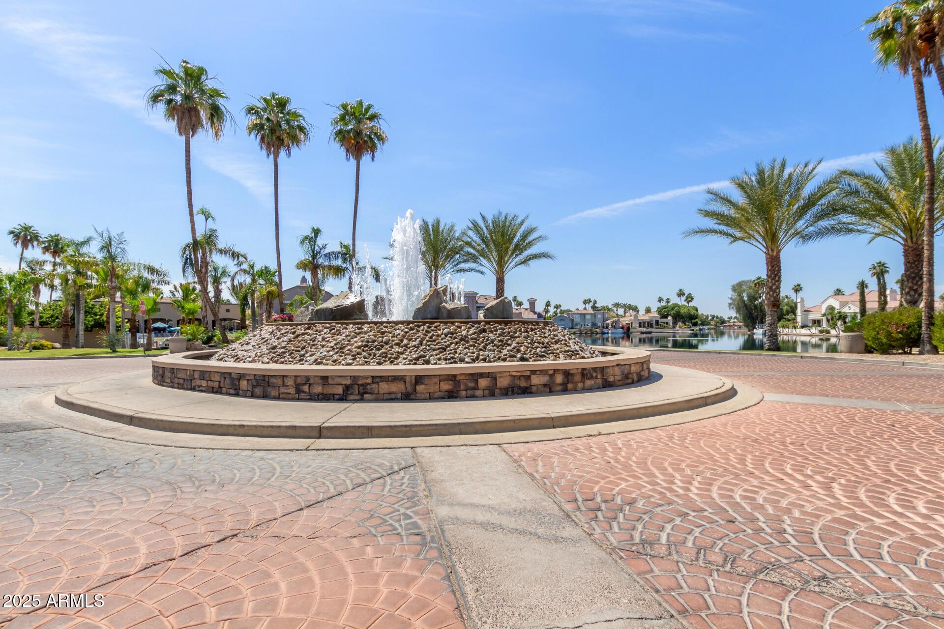 Gilbert, Arizona, 85233, United States, 4 Bedrooms Bedrooms, ,2 BathroomsBathrooms,Residential,For Sale,1983748