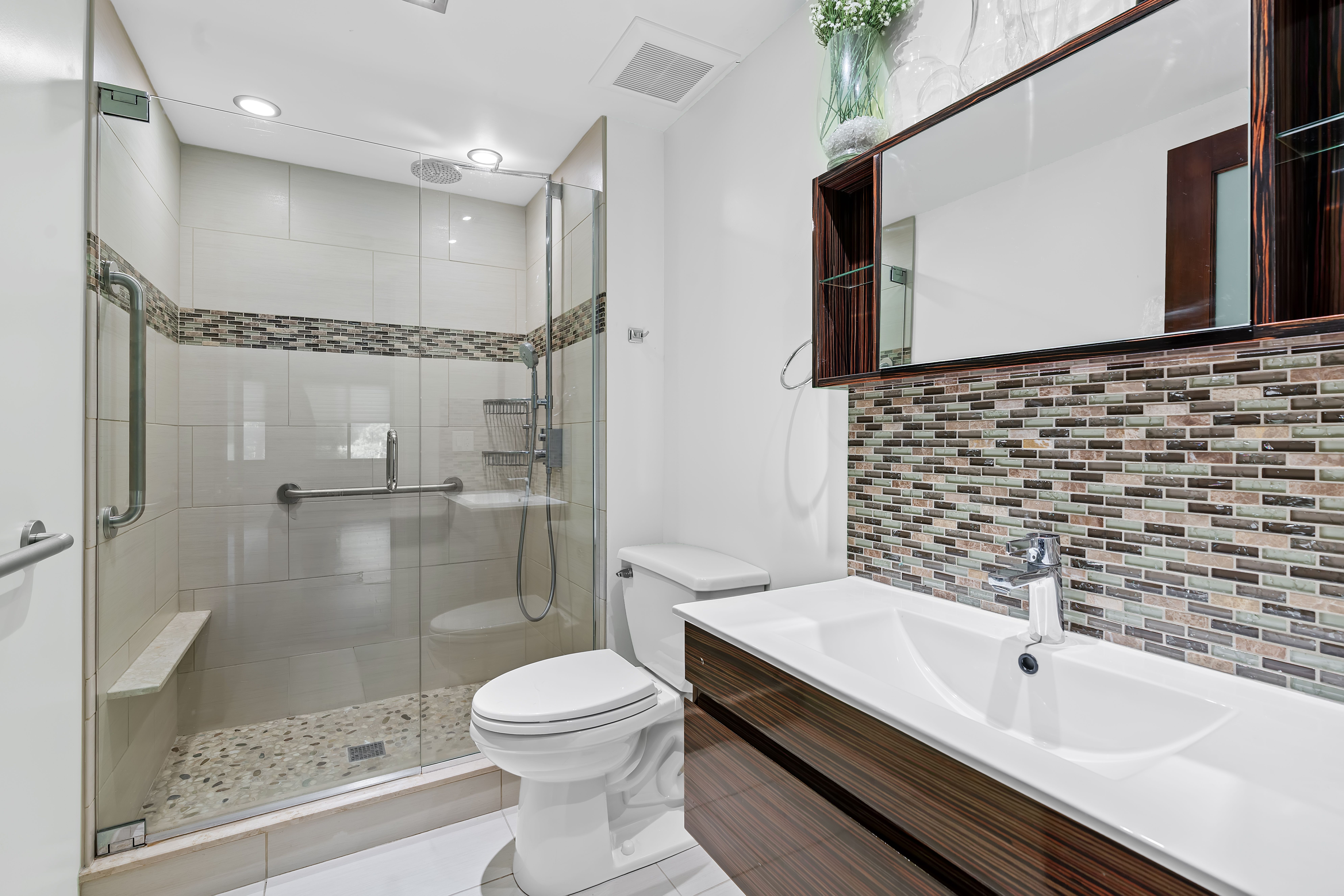  100 Ledgewood Drive, Unit 319, Stoneham, MA, 02180 - 物件實景
