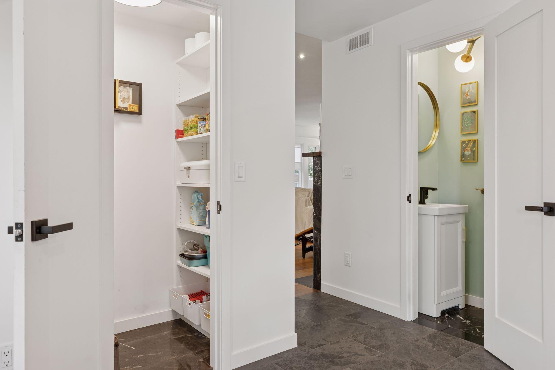 Minneapolis, Minnesota, 55408, United States, 4 Bedrooms Bedrooms, ,3 BathroomsBathrooms,Residential,For Sale,1938866