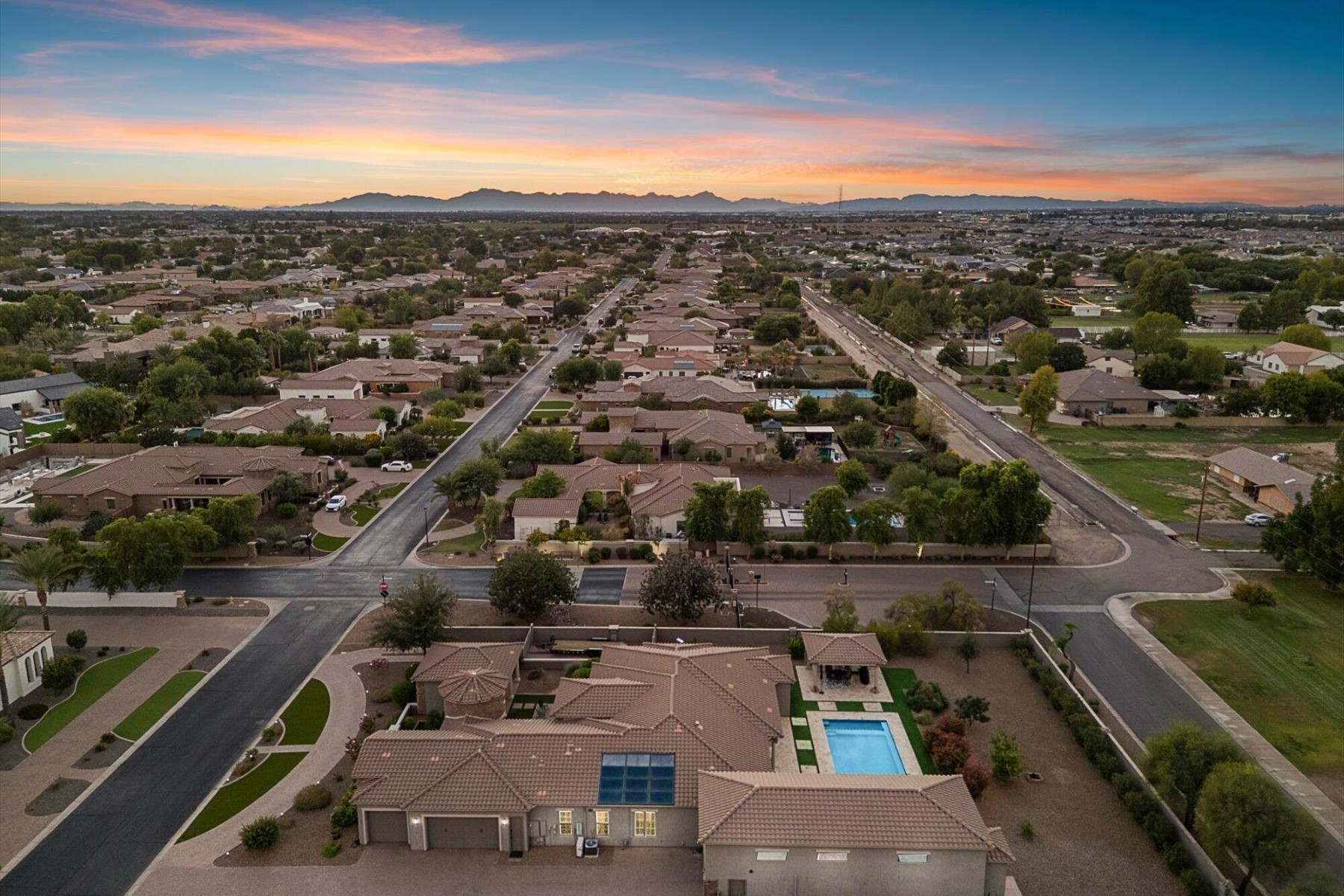  3084 E Fruitvale Court¦Gilbert, AZ - 物件實景