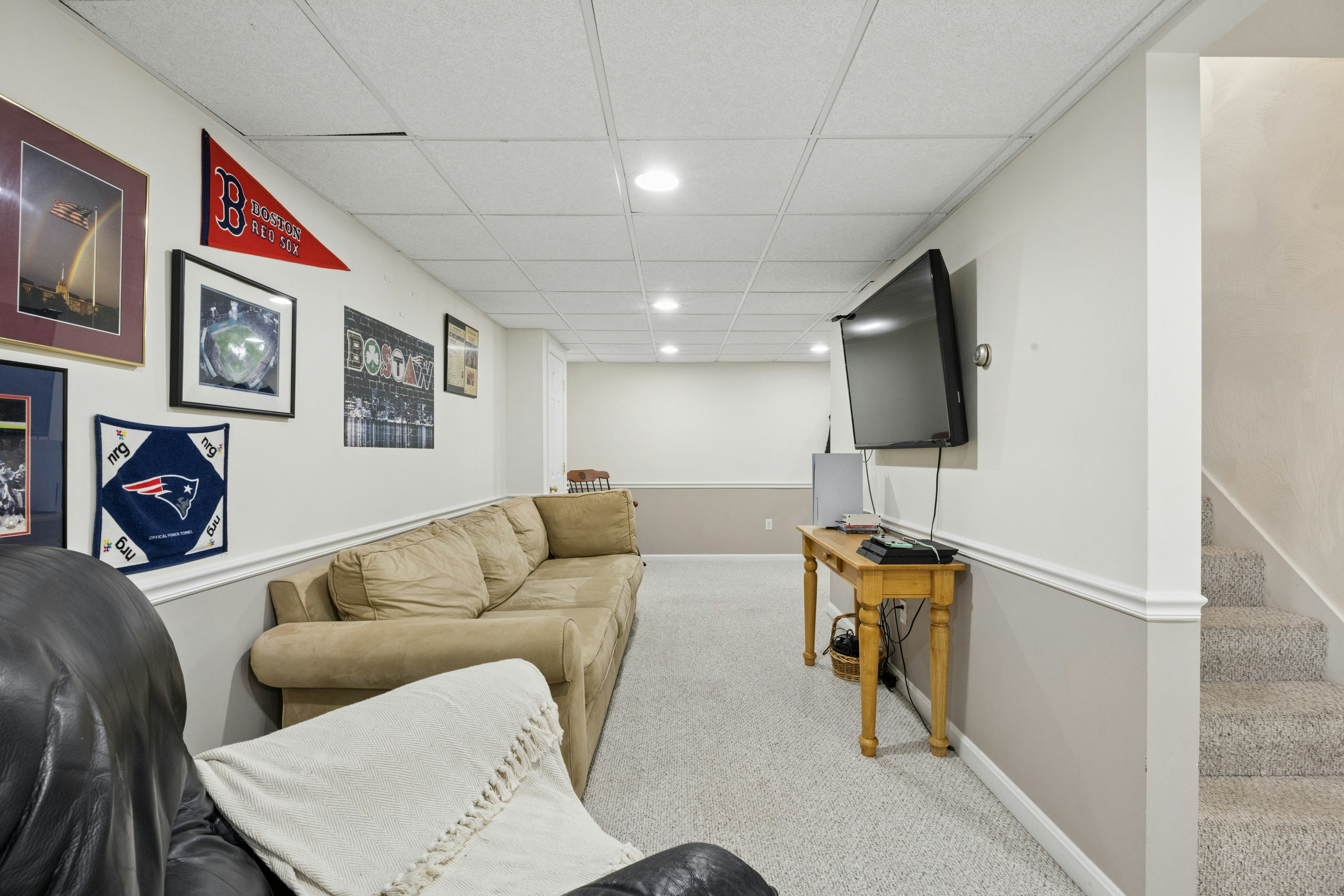  28 Whitman Street, Stow, MA 01775 - 物件實景