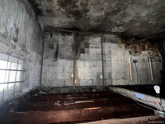 Jamaica, New York, 11435, United States, 3 Bedrooms Bedrooms, ,2 BathroomsBathrooms,Residential,For Sale,1913116