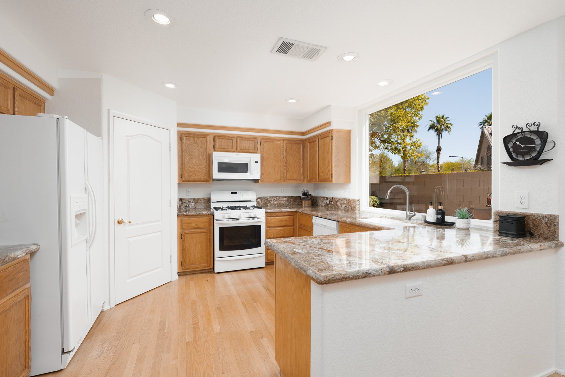 Plata Pico Dr, Las Vegas, NV 89128
