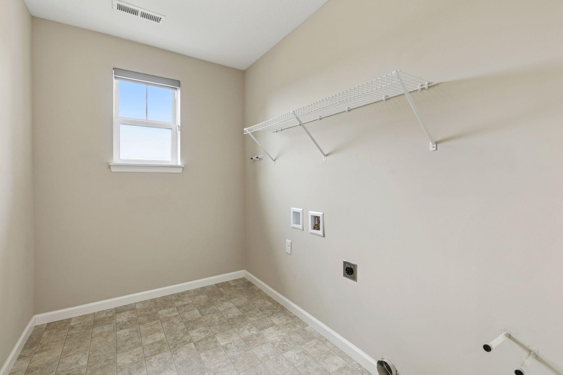 Prior Lake, Minnesota, 55372, United States, 3 Bedrooms Bedrooms, ,2 BathroomsBathrooms,Residential,For Sale,1906708