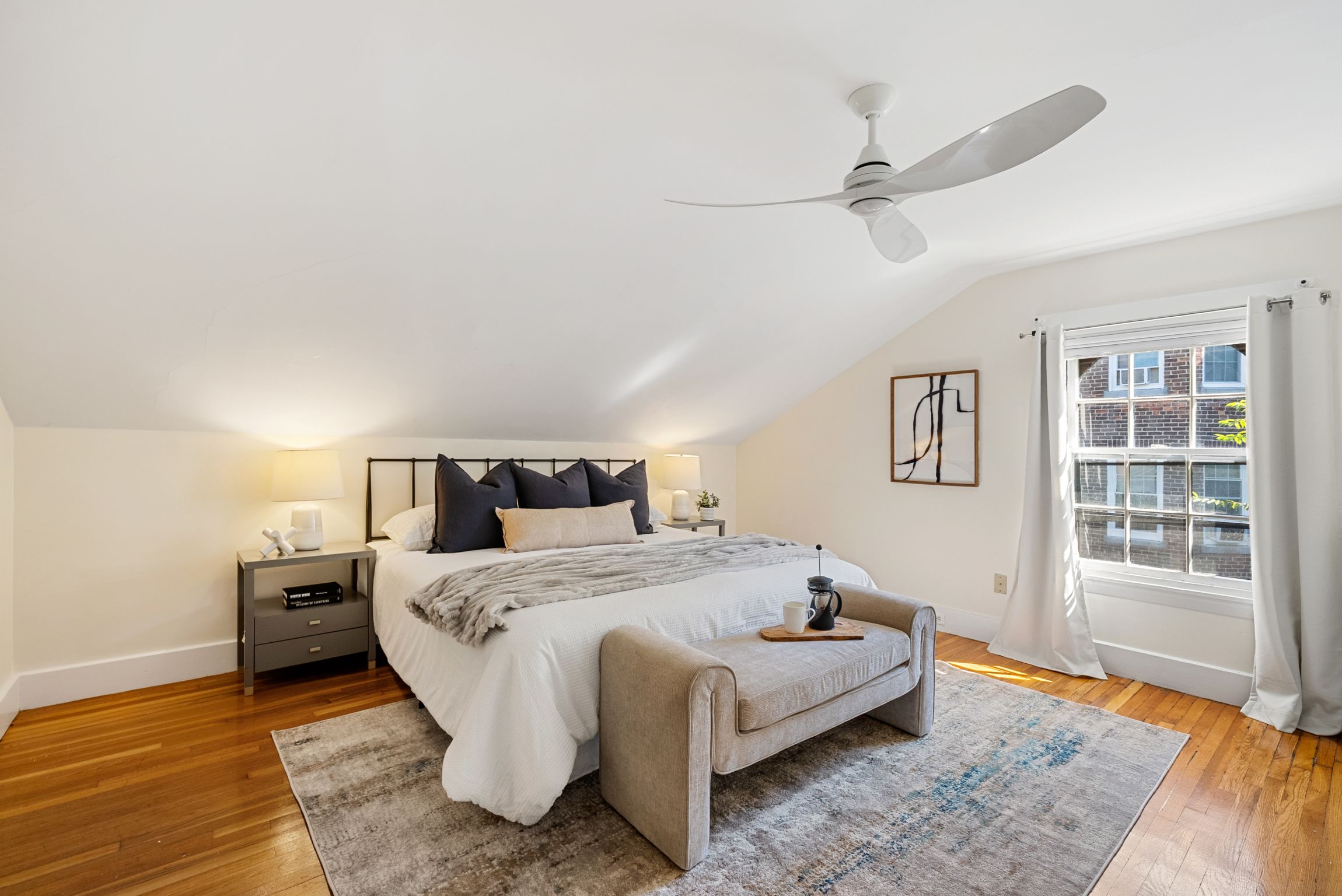  12 Chauncy Street - Unit 4, Cambridge, MA, 02138 - 物件實景