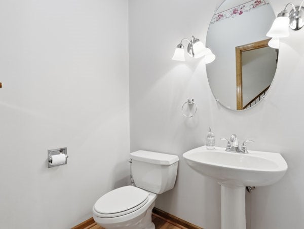 Sayre, Pennsylvania, 18840, United States, 5 Bedrooms Bedrooms, ,4 BathroomsBathrooms,Residential,For Sale,1979429