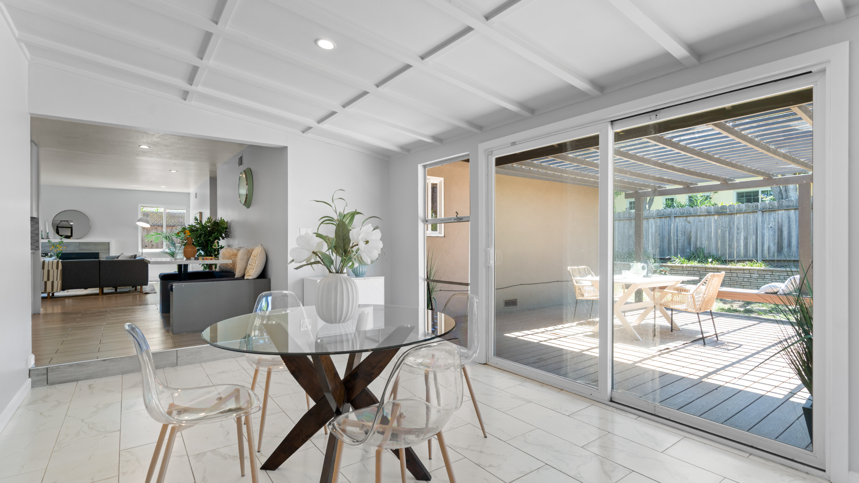  Turnkey Modern Rancher in Novato’s Desirable President’s Area - 物件實景