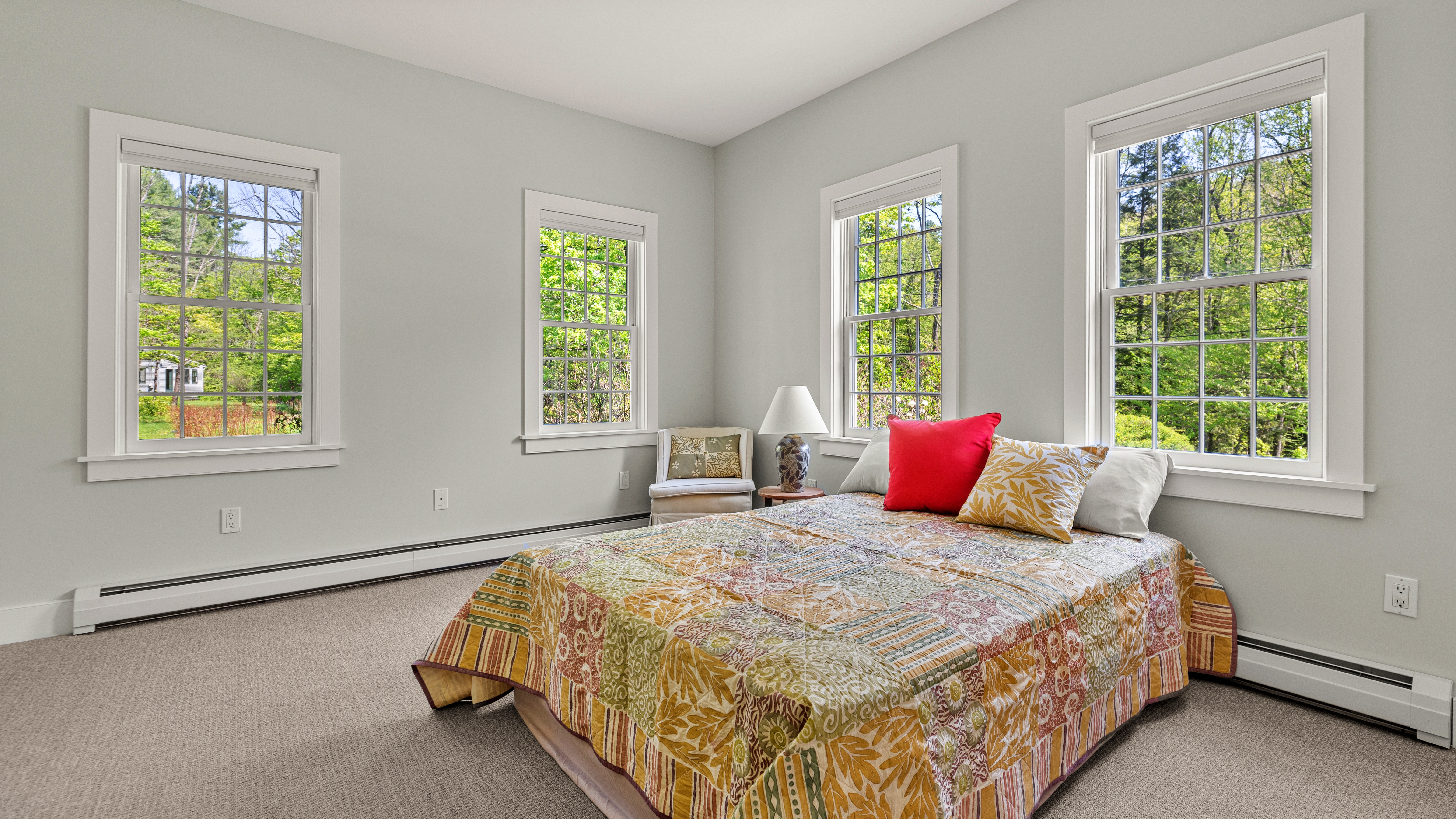  Enchanting 55-Acre Country Estate Along Mill Brook - 物件實景