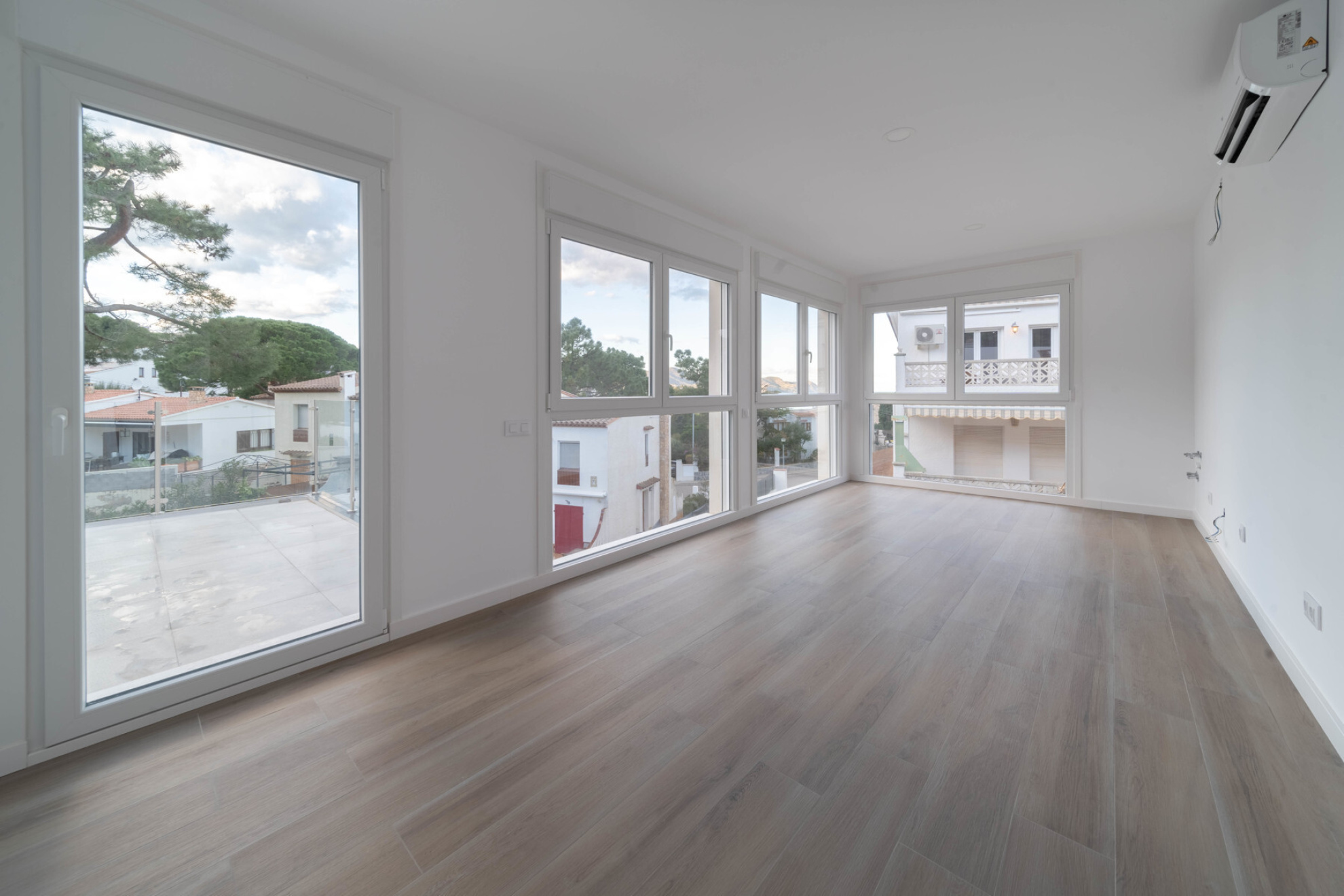  New construction of a single-family house between Llança and Port de la Selva - 物件實景