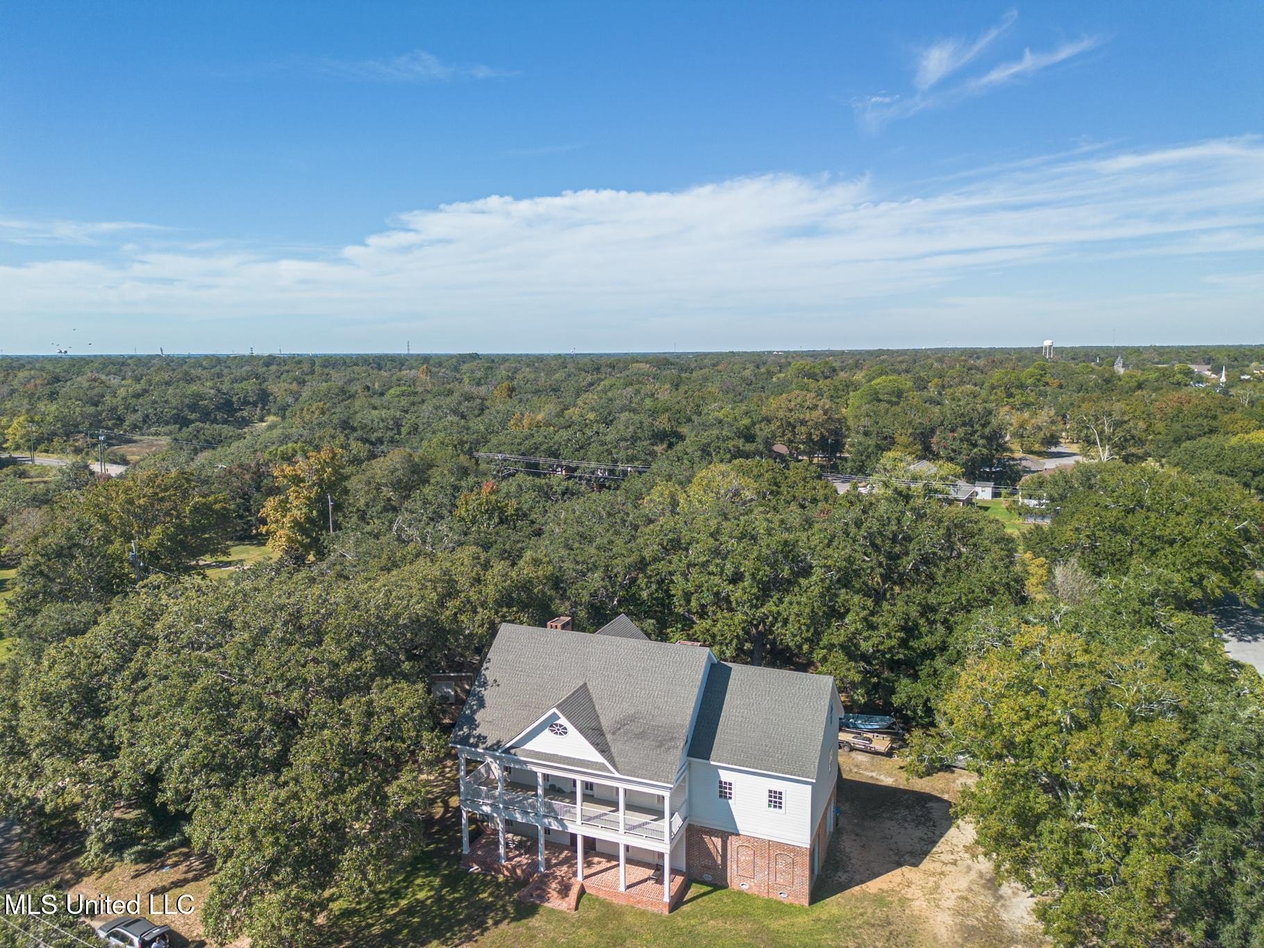 Pascagoula, Mississippi, 39581, United States, 5 Bedrooms Bedrooms, ,6 BathroomsBathrooms,Residential,For Sale,1977278